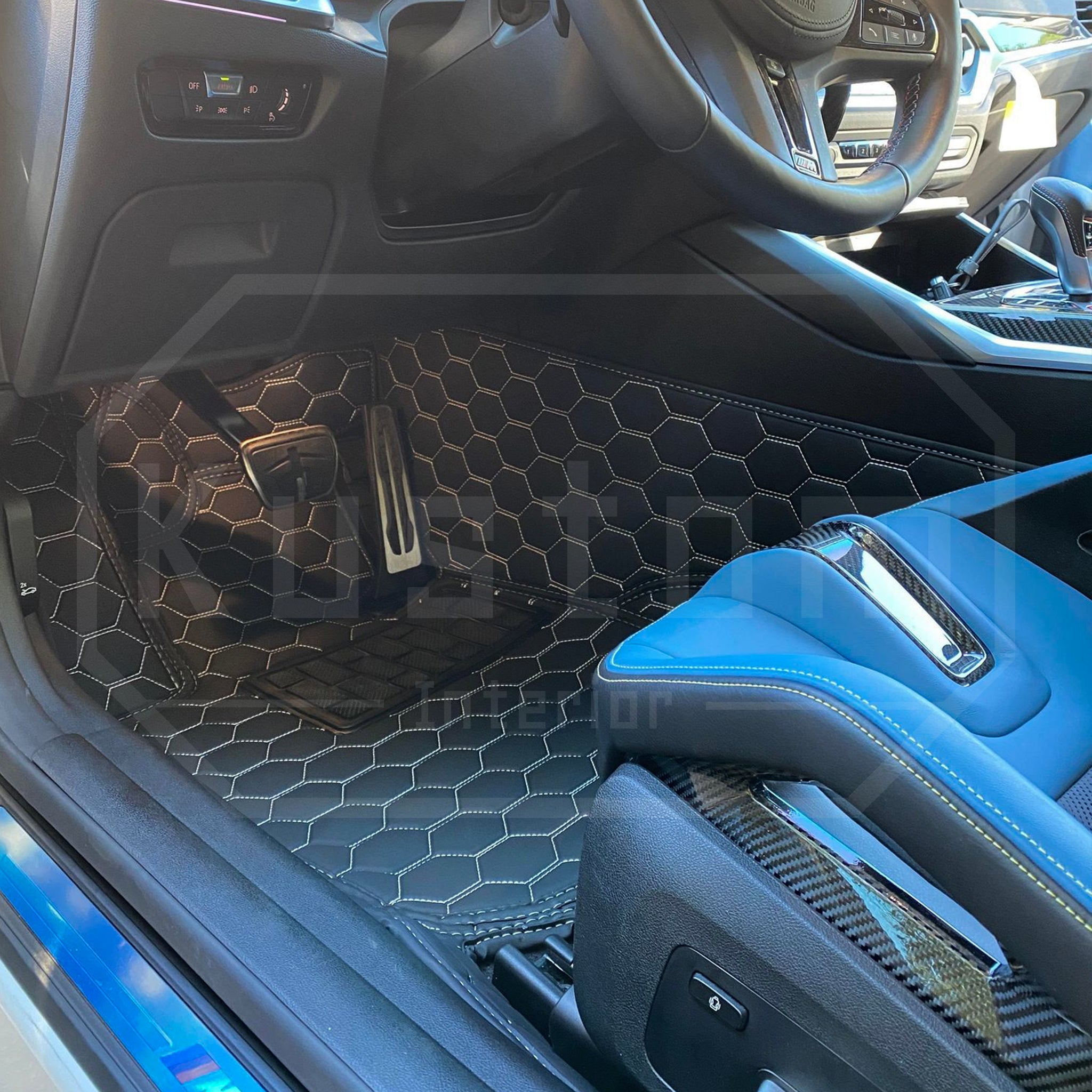 2021+ BMW G82 M4 / G80 M3 Honeycomb Leather Floor Mat