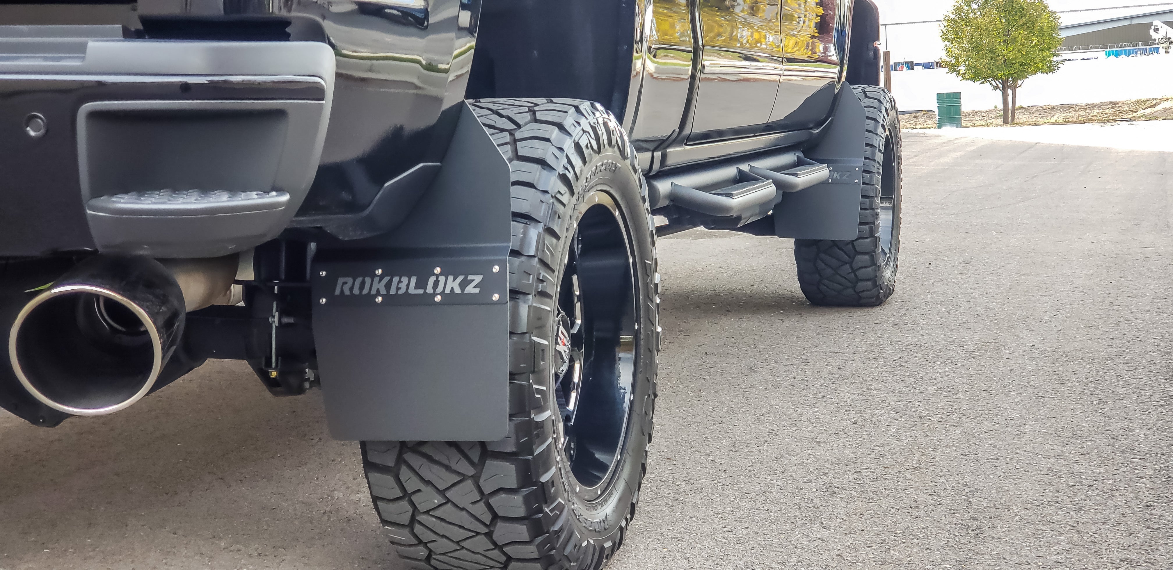 Chevrolet Silverado 1500/2500/3500HD STEP BACK (3rd Gen) 2015-2018 SRW Mud Flaps