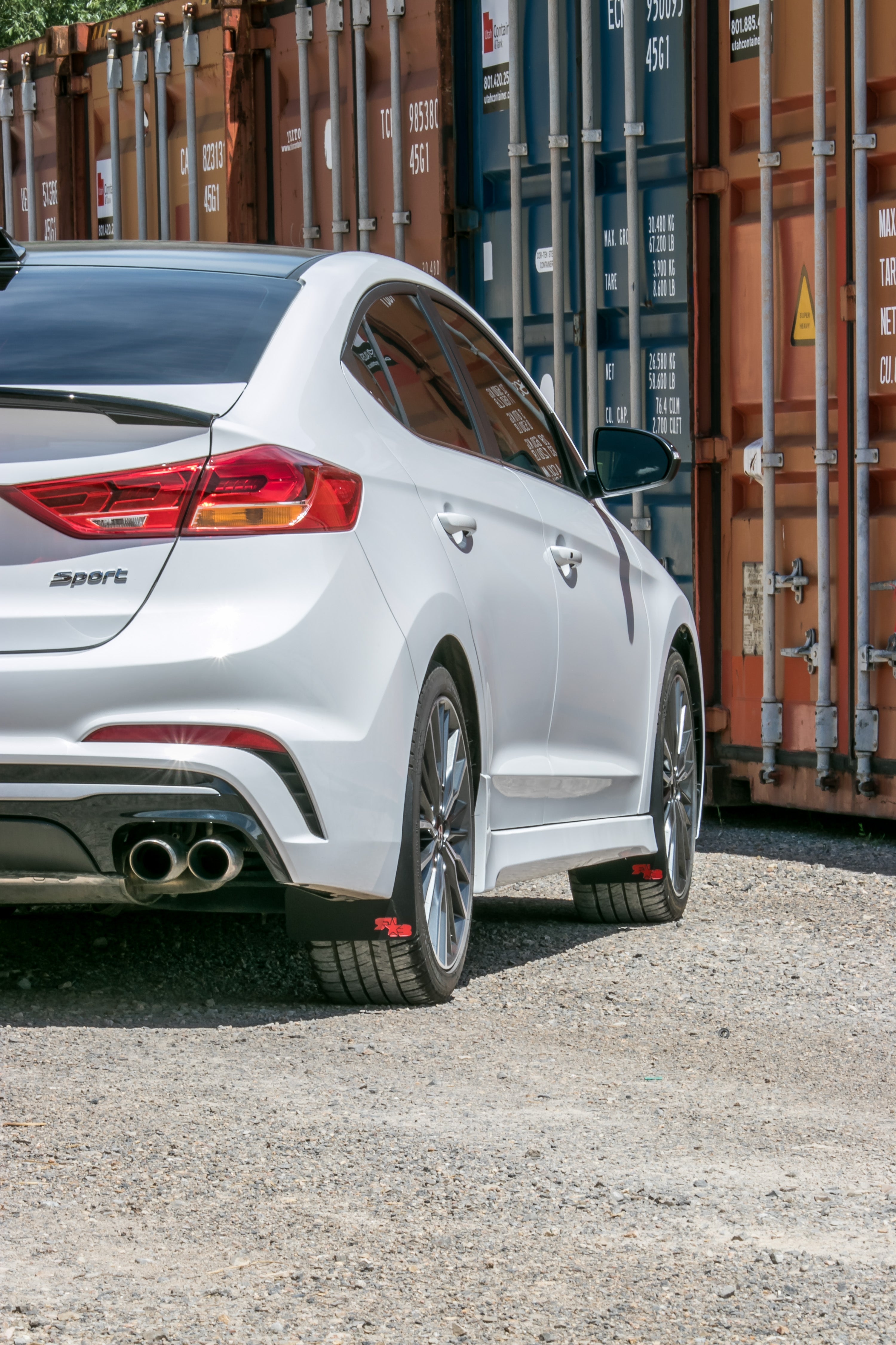 Hyundai Elantra Sport Sedan 2017-2018 Mud Flaps