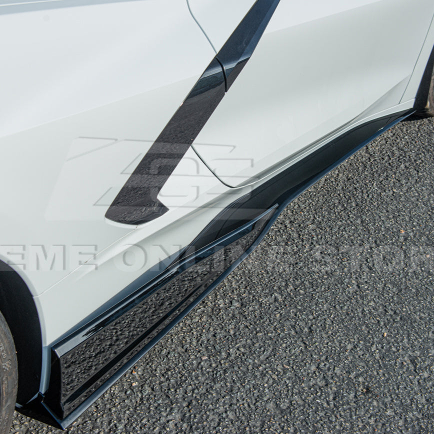 Blemished / Outlet - Chevrolet Corvette C8 3VM Side Skirts