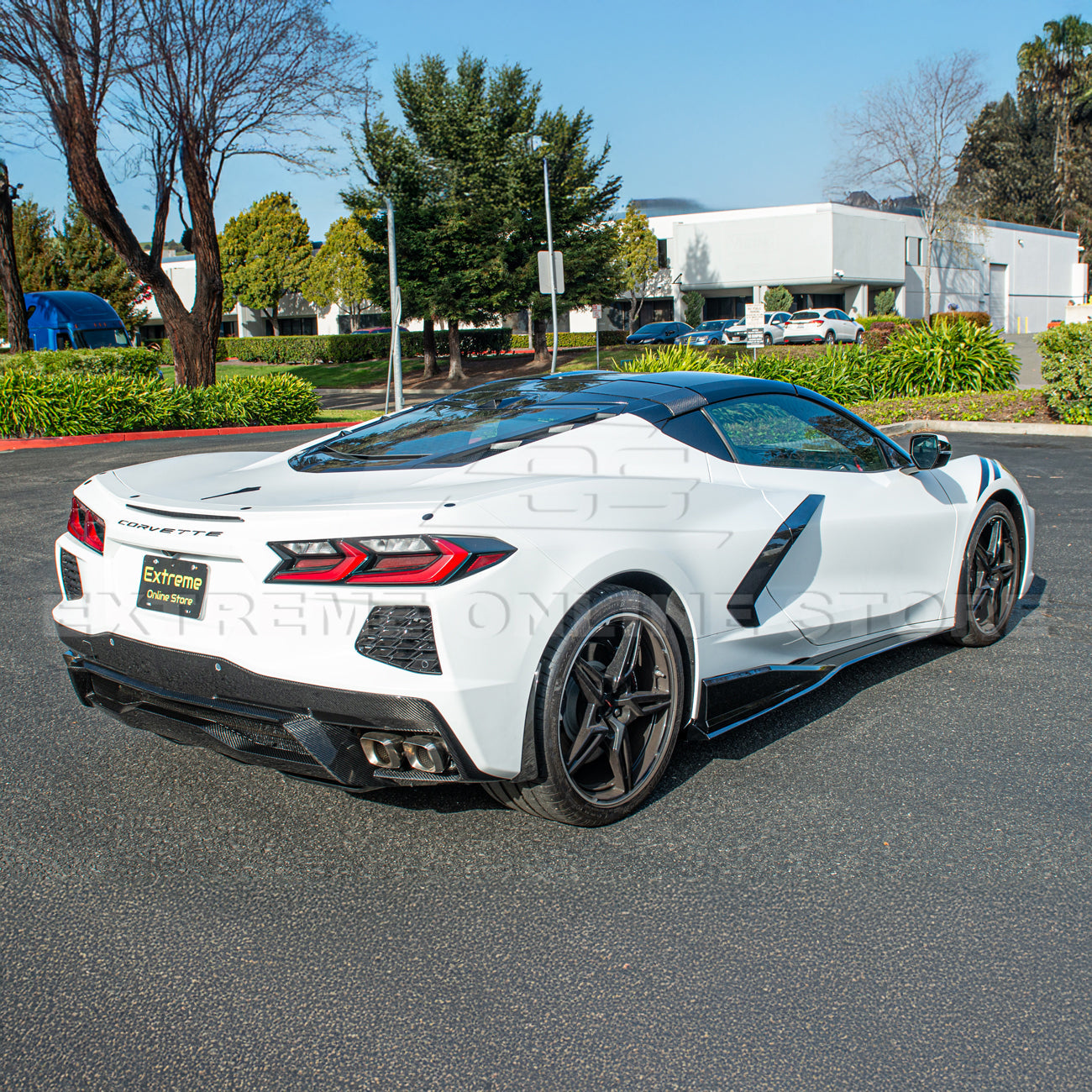 Blemished / Outlet - Chevrolet Corvette C8 3VM Side Skirts