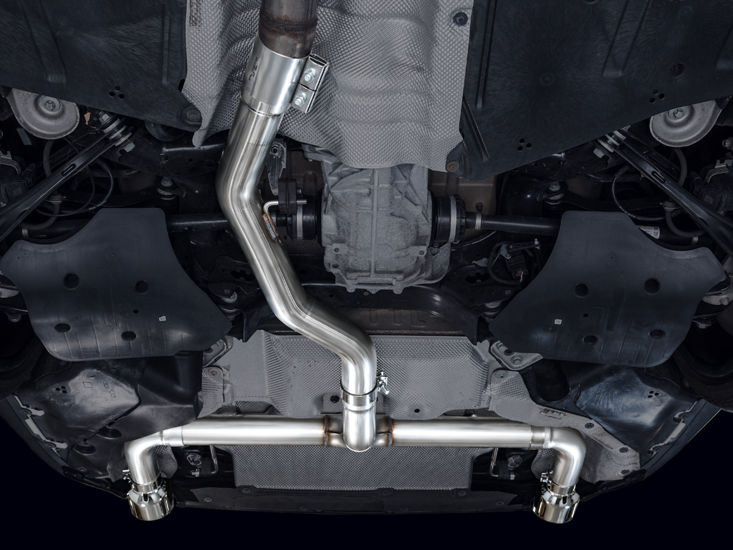 AWE Track Edition Axleback Exhaust for BMW G2X 330i/430i - Chrome Silver