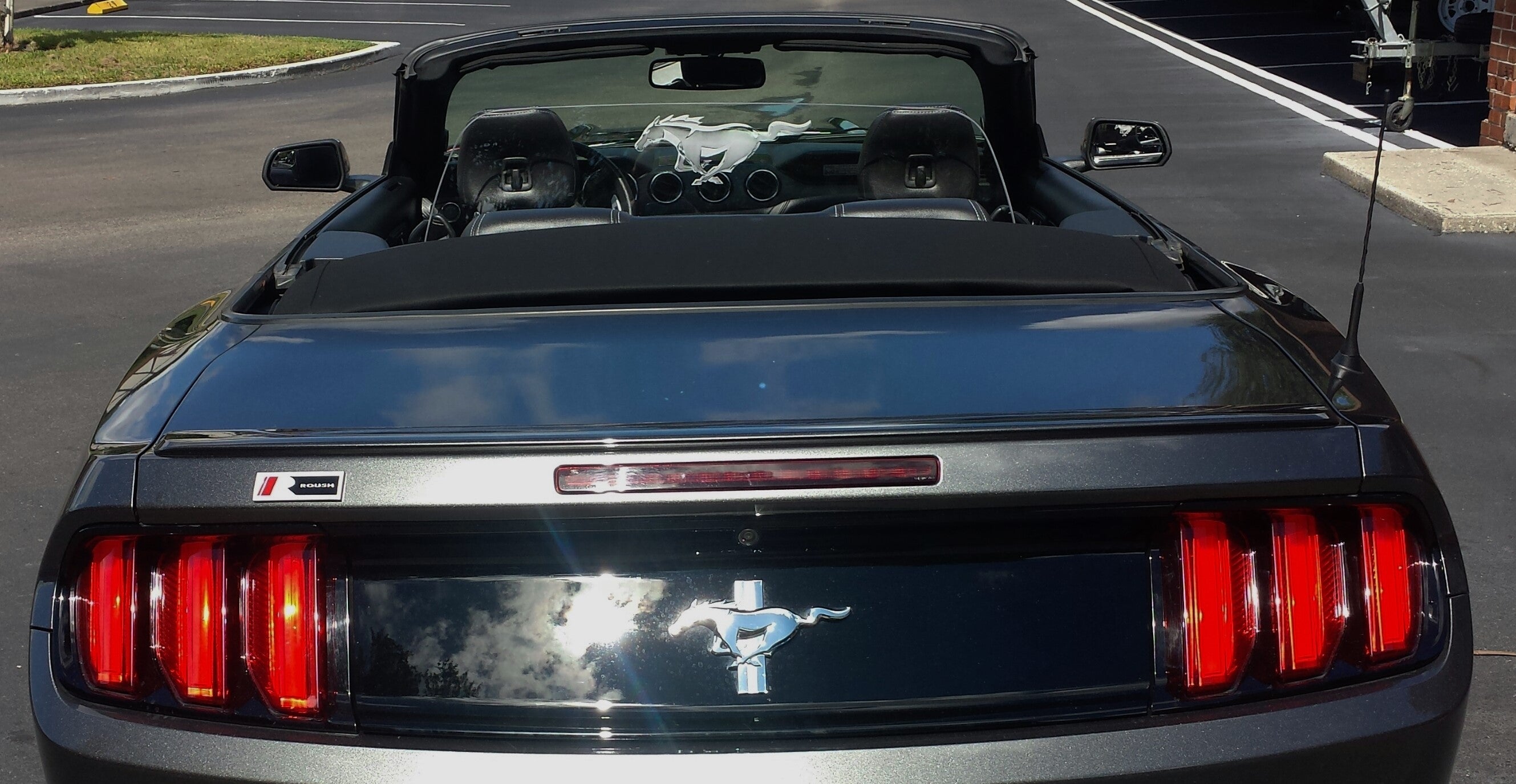 2015+ Mustang Convertible WindRestrictor® Add On Front Mount