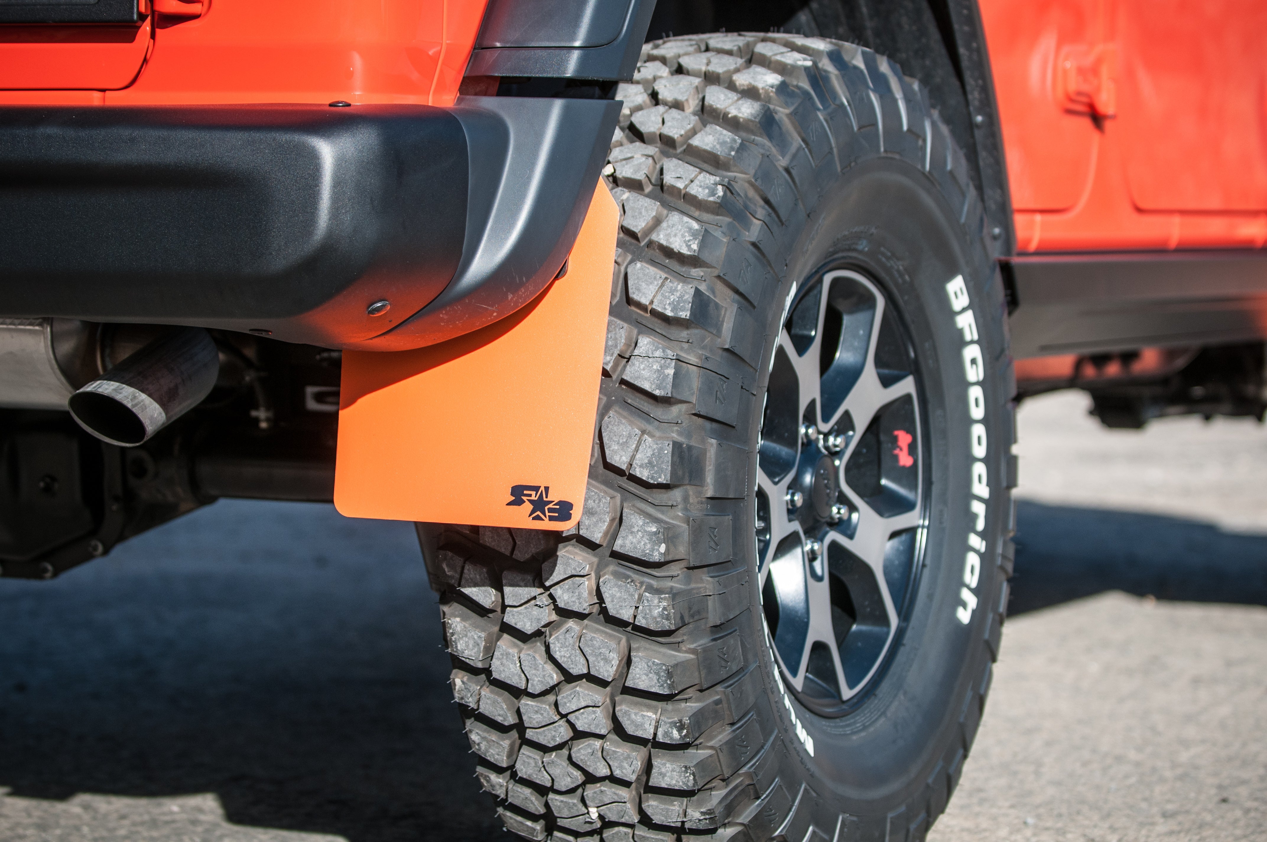 Jeep Wrangler (JL, JLU) 2018+ Quick Release Mud Flaps - HALF KIT