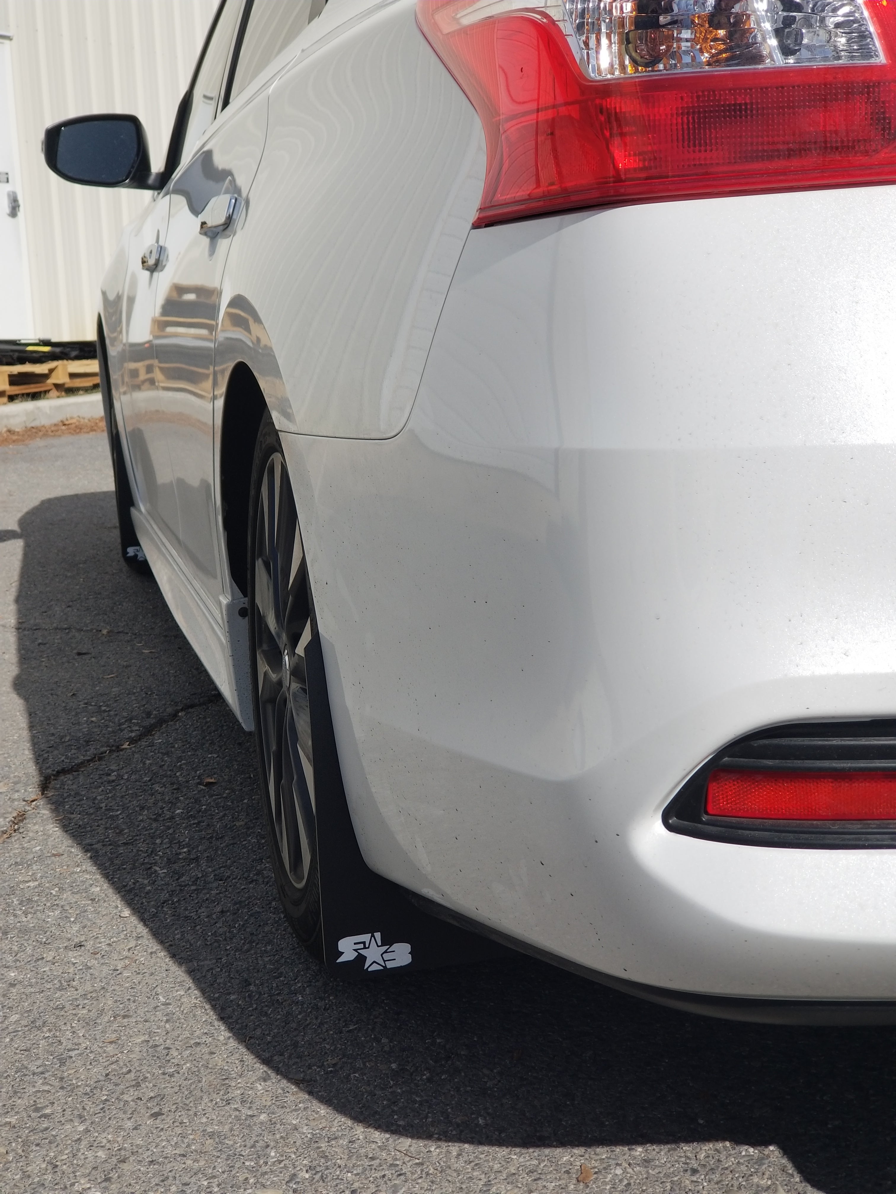 Nissan Sentra 2013-2019 Rally Mud Flaps