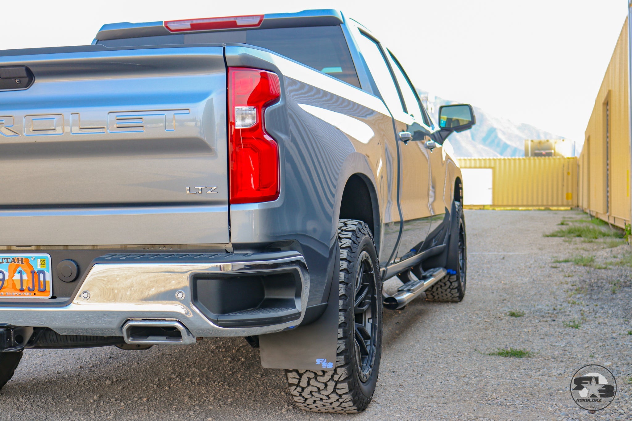 Chevrolet Silverado 1500 2019+ Mud Flaps