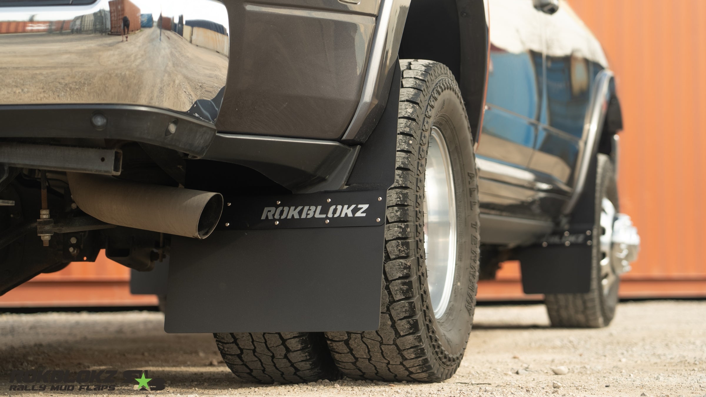 RAM 3500 DUALLY (5th Gen) 2019+ Step Back Mud Flaps