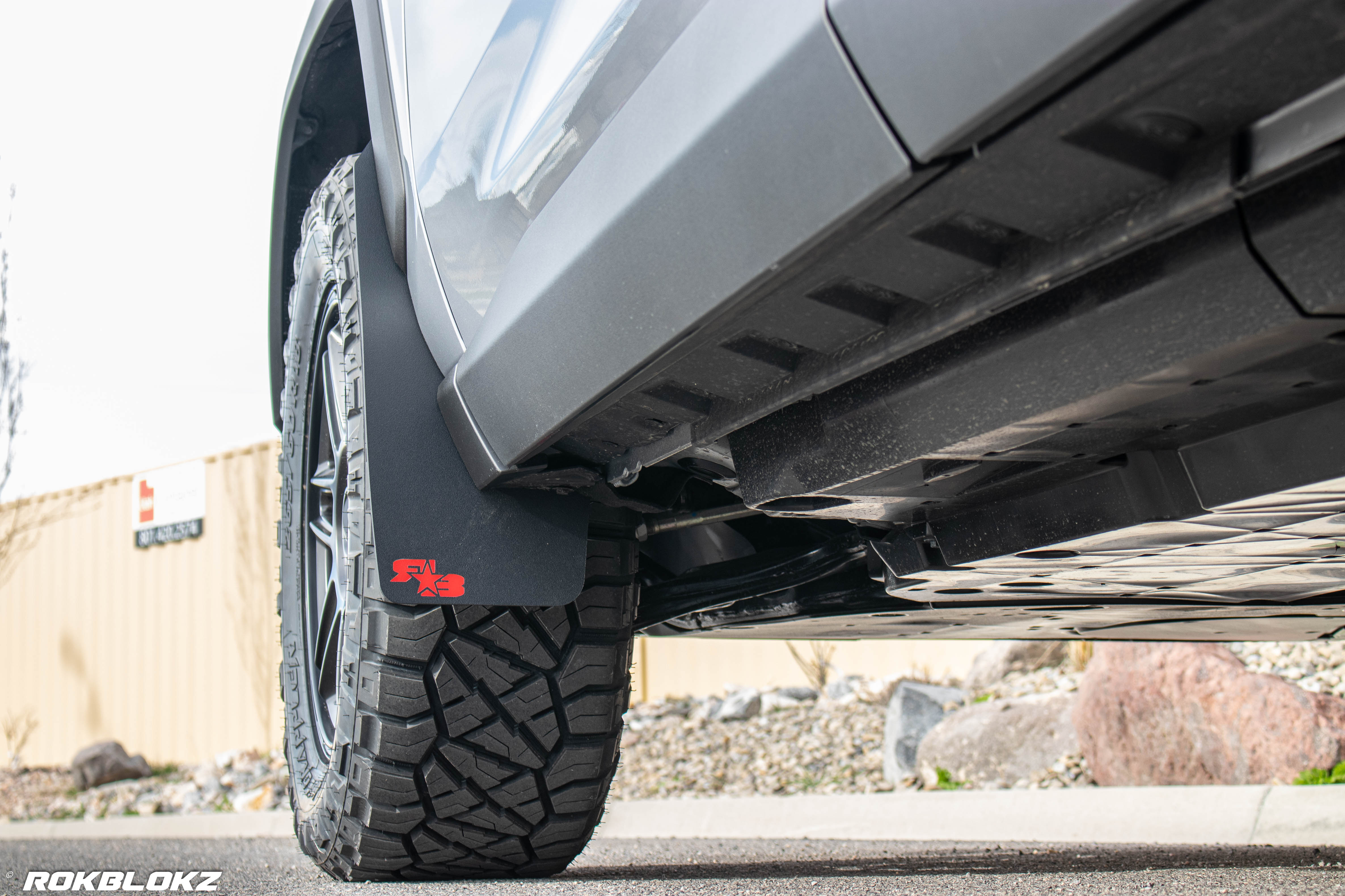 Toyota RAV4 (5th Gen) LE, XLE, LIMITED, Hybrid 2019-2025 Mud Flaps