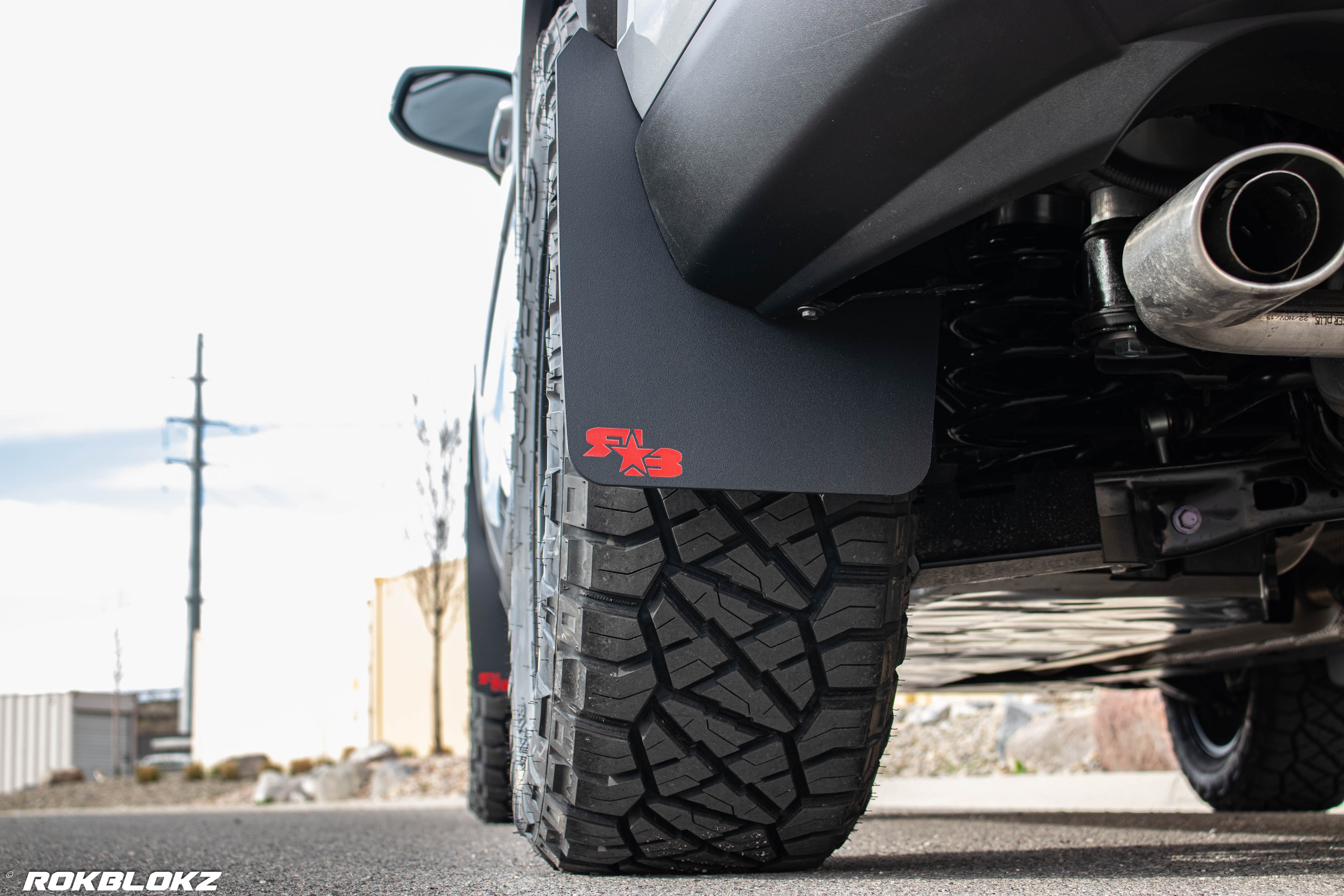 Toyota RAV4 (5th Gen) LE, XLE, LIMITED, Hybrid 2019-2025 Mud Flaps