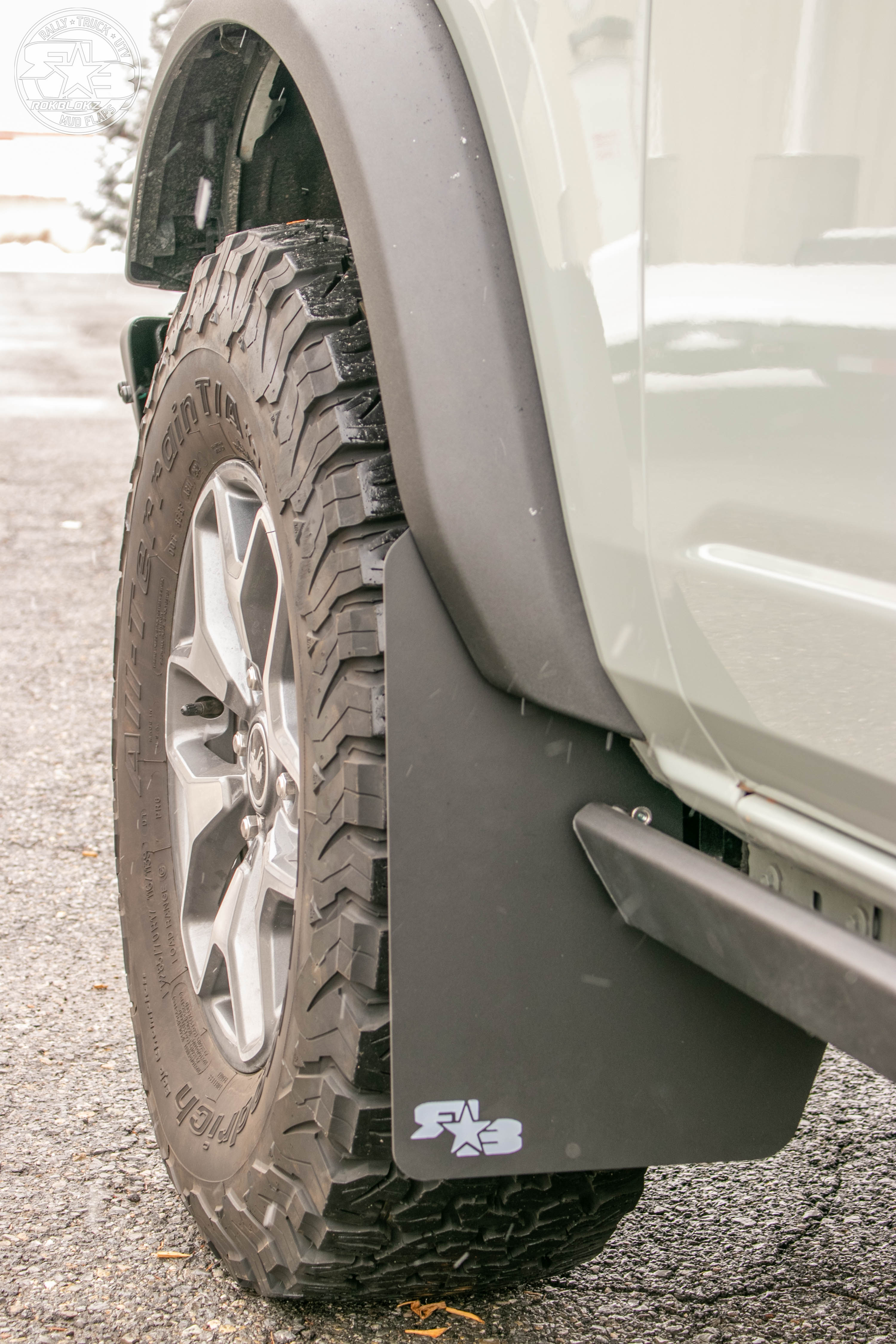 Ford Bronco Mud Flaps 2021+ - Quick Release - ORIGINAL SIZE