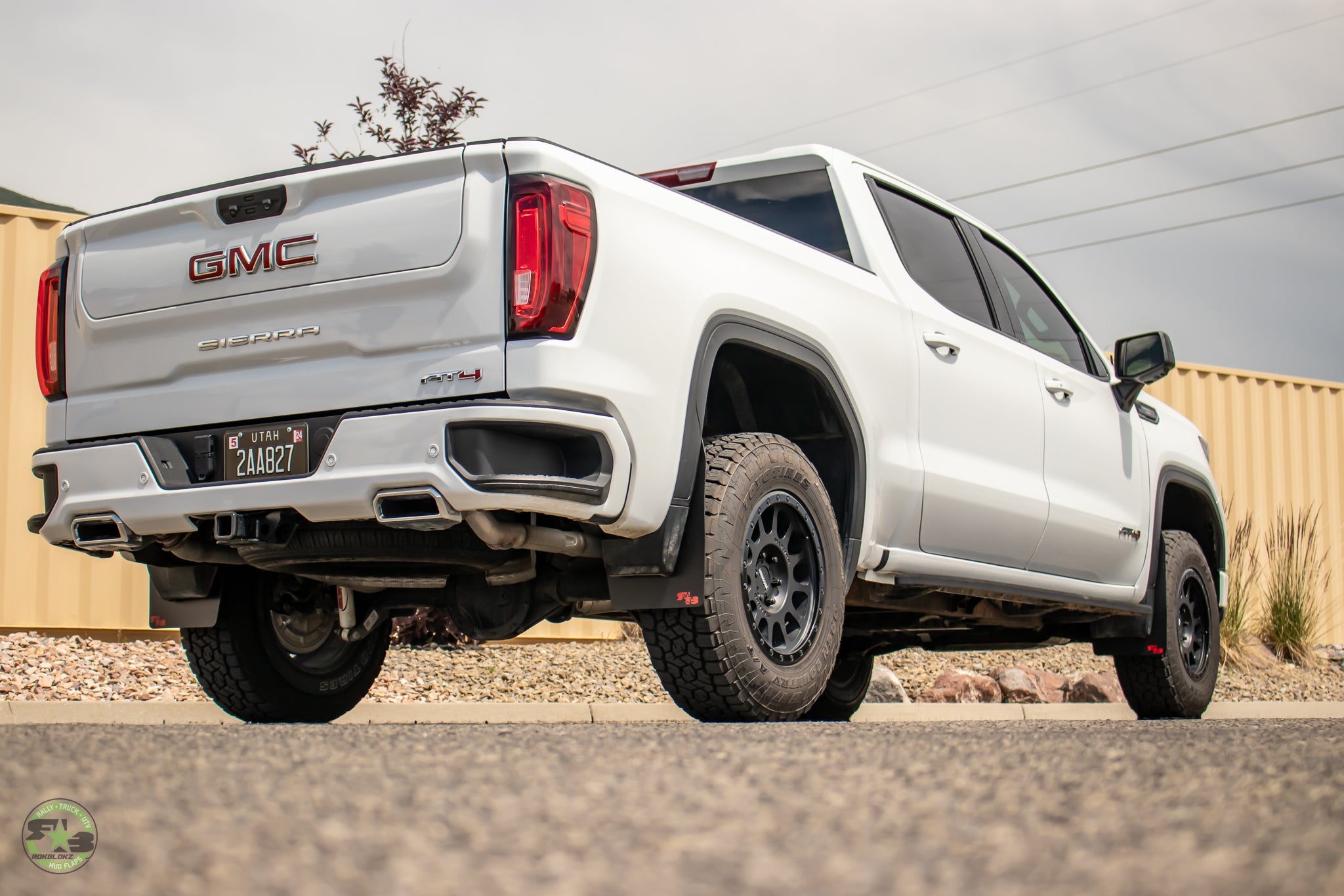 GMC Sierra 1500 2019+ Mud Flaps