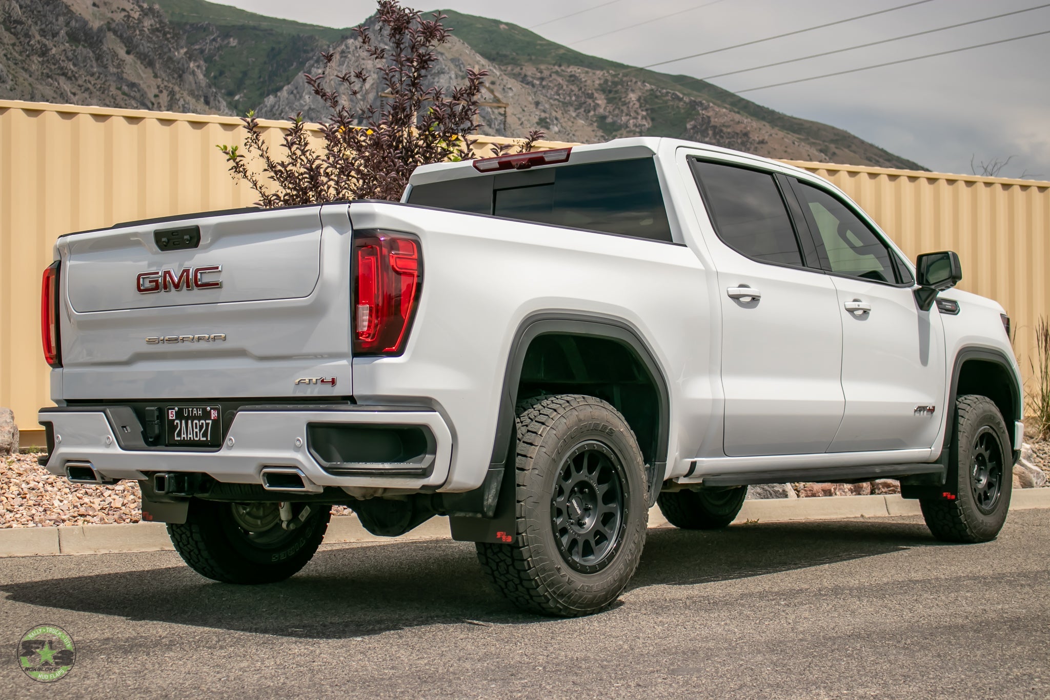 GMC Sierra 1500 2019+ Mud Flaps