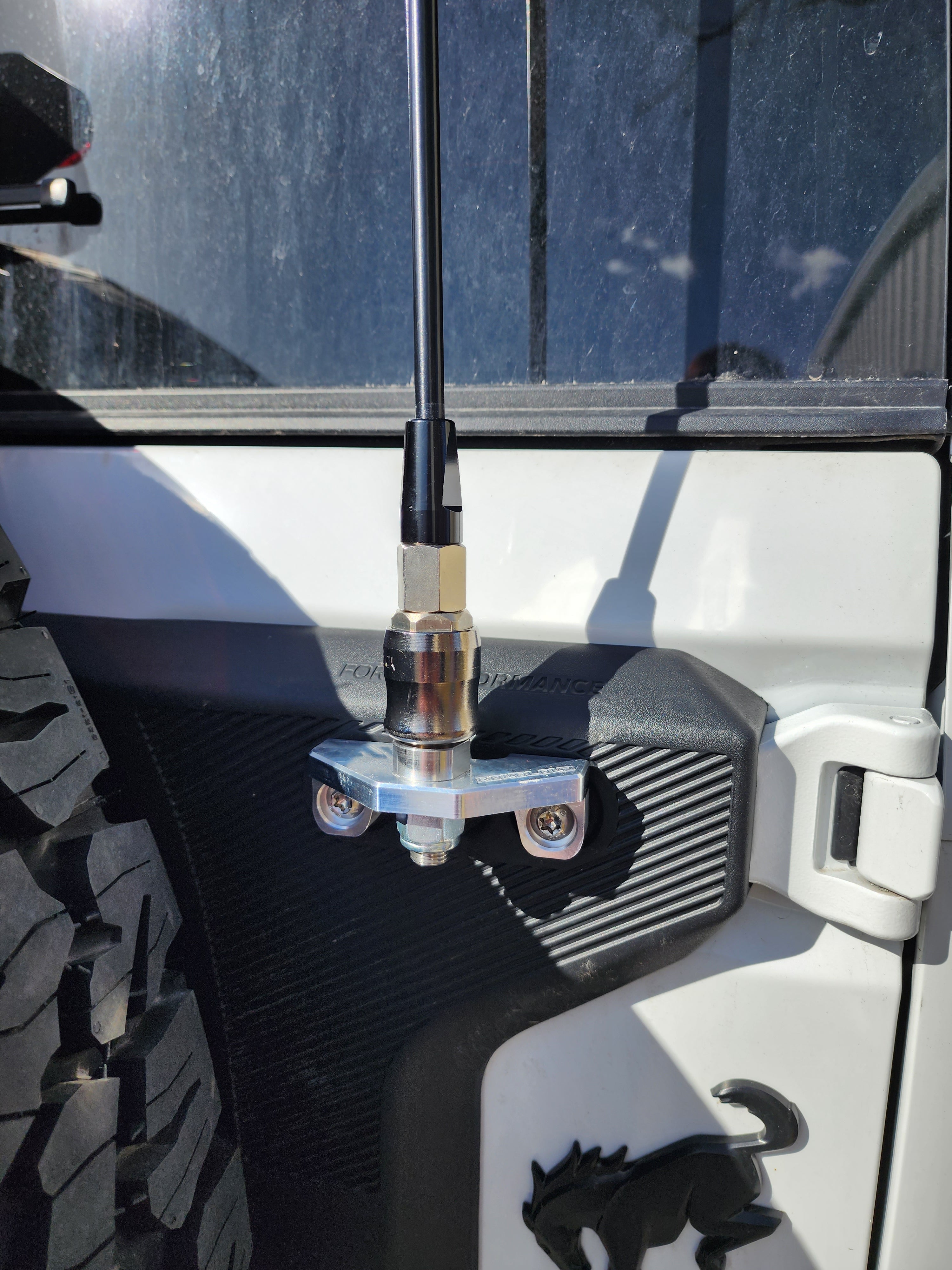 Tailgate Billet Flag Mount for 2022+ Bronco Raptor
