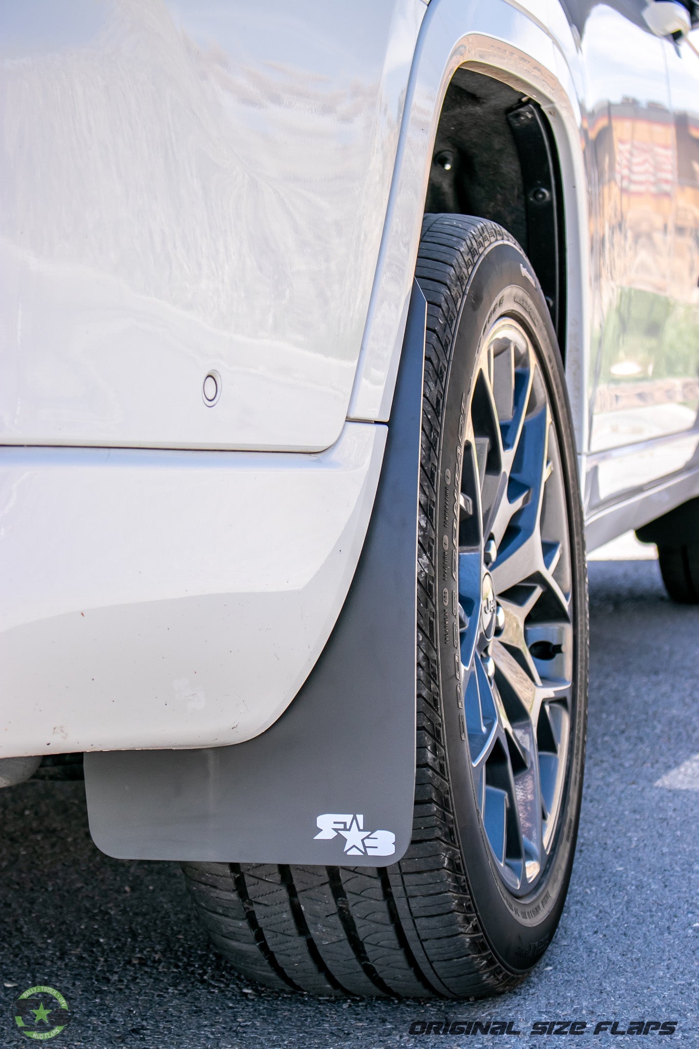 Jeep Grand Cherokee L (WL) 2021+ Mud Flaps