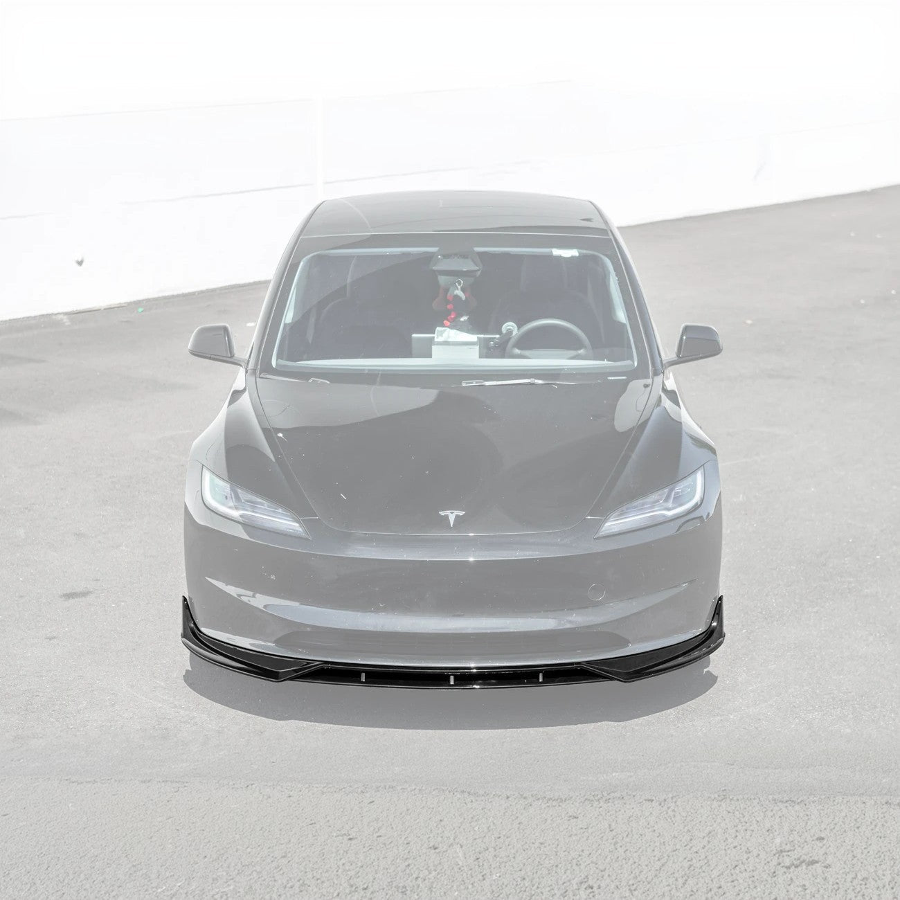 2024-Up Tesla Model 3 Track Style Front Lip Splitter