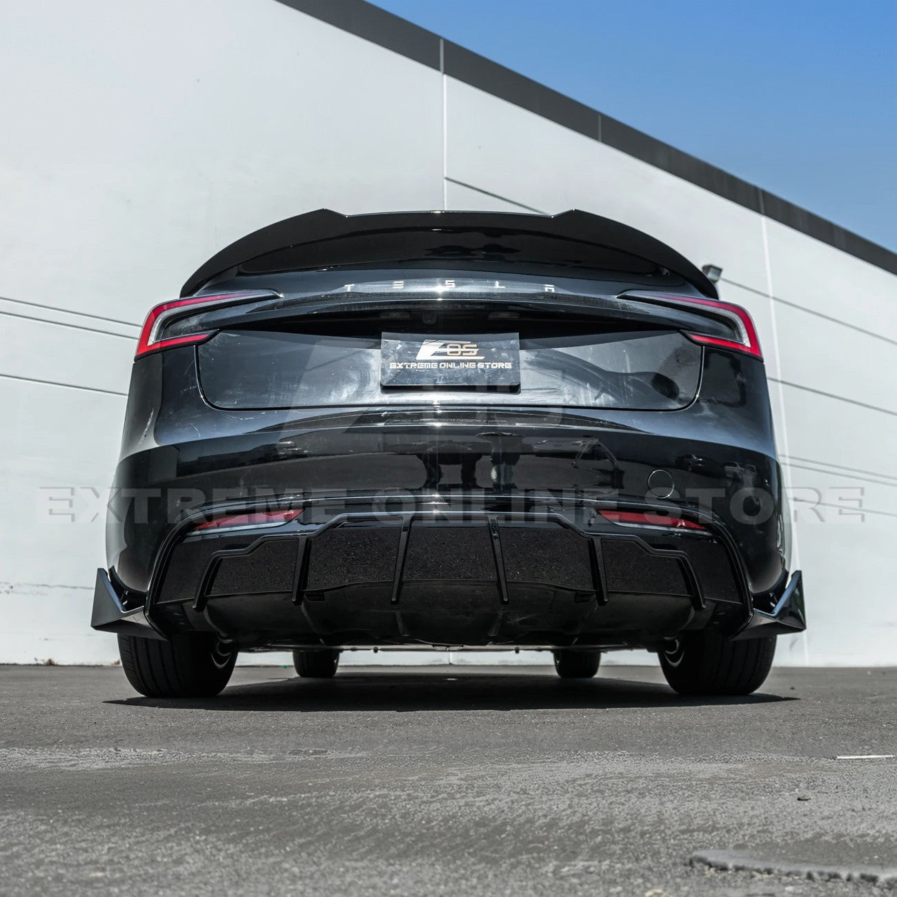 2024-Up Tesla Model 3 Track Style Rear Bumper Diffuser Lip
