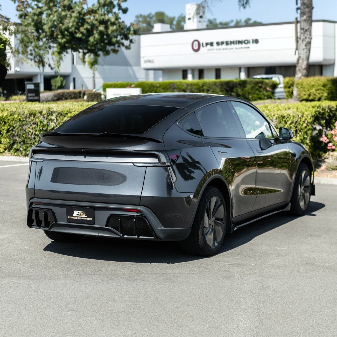 2025-Up Tesla Model Y | Fast Style Glossy Black Rear Bumper Finned Diffuser - Grocery Getter Performance