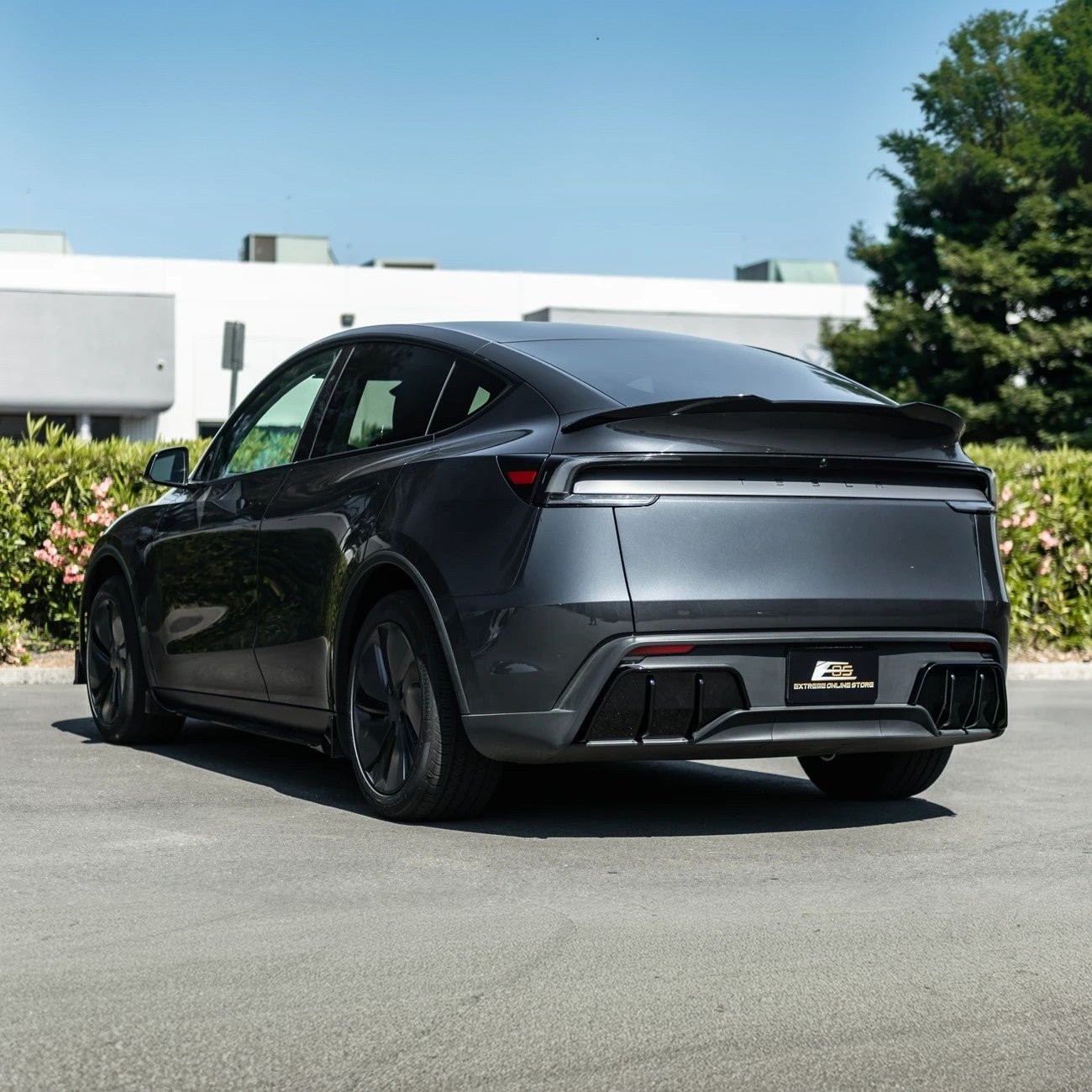 2025-Up Tesla Model Y | Fast Style Glossy Black Rear Bumper Finned Diffuser - Grocery Getter Performance