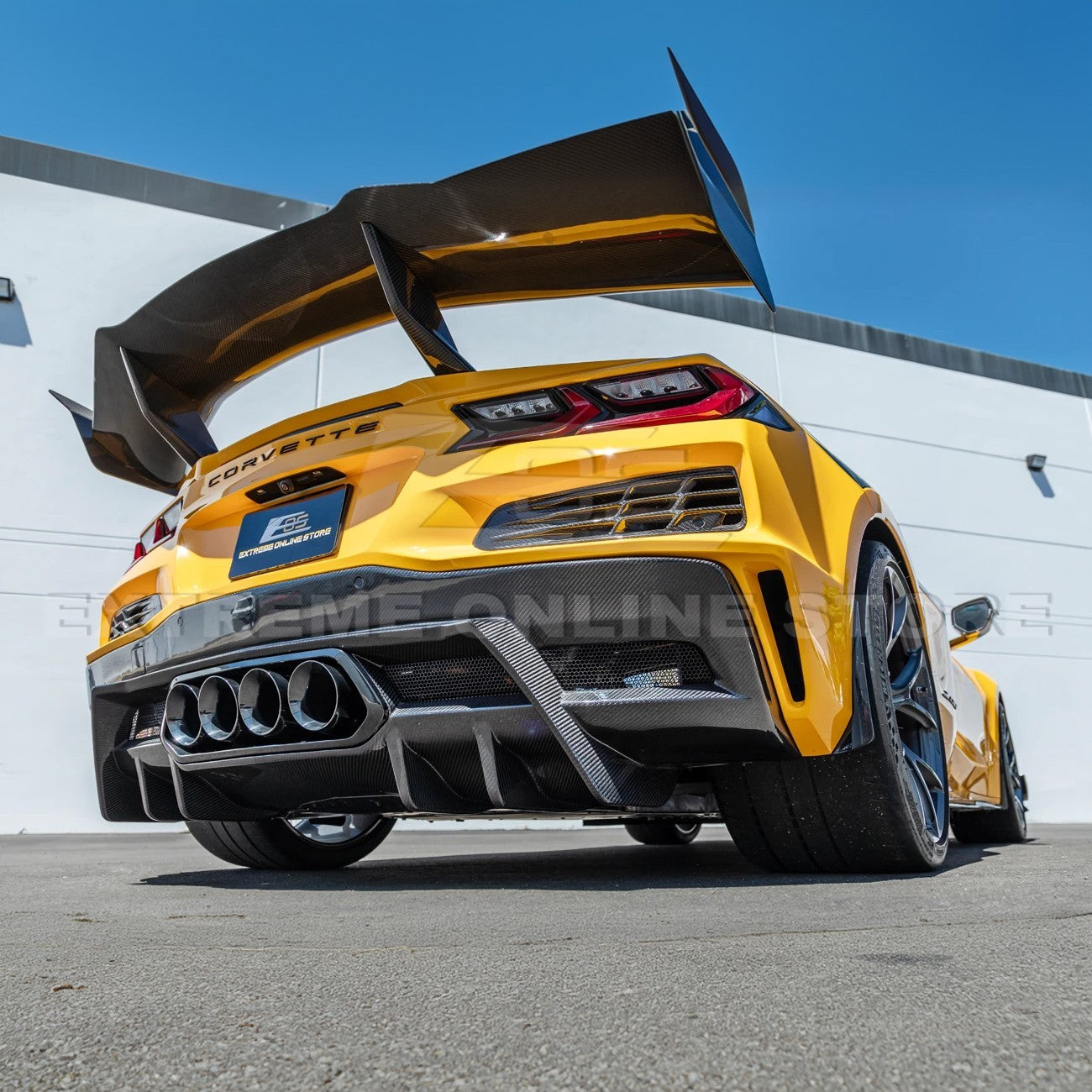 2023-Up Corvette C8 Z06 dry CARBON FIBER Rear Bumper Finned Diffuser