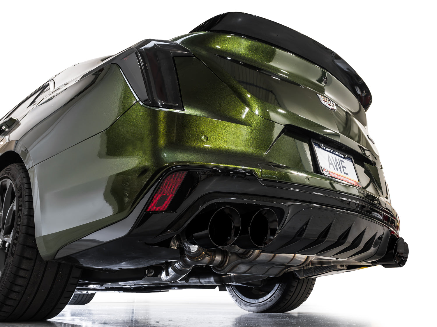 AWE SwitchPath™ Exhaust for Cadillac CT4-V Blackwing - Diamond Black Tips