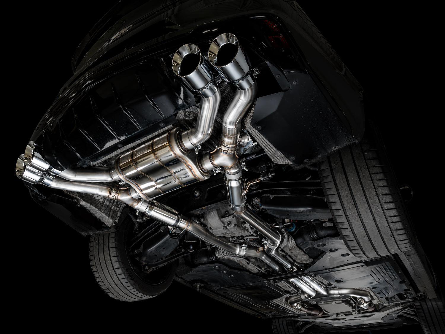 AWE SwitchPath™ Exhaust for Cadillac CT4-V Blackwing - Chrome Silver Tips