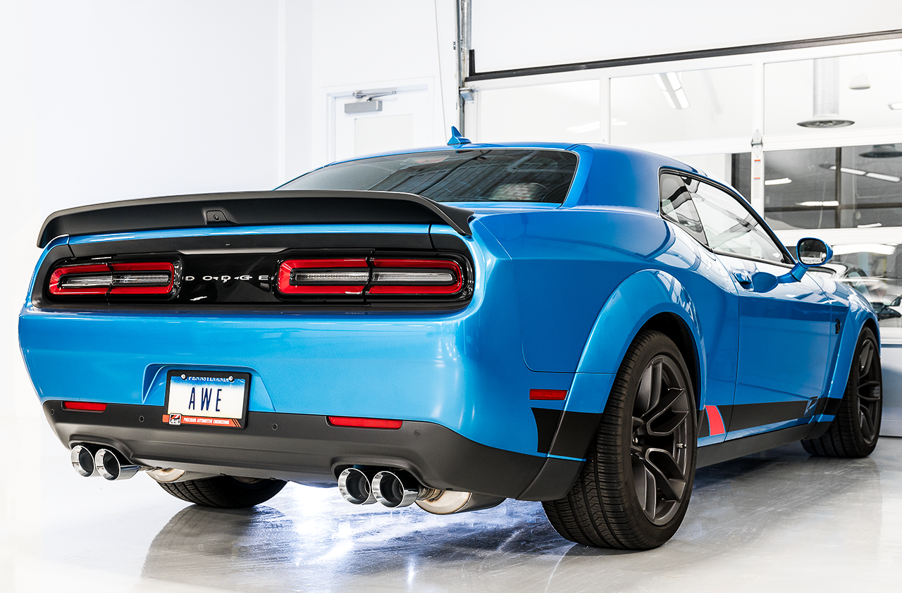 AWE Track Edition Exhaust for 15+ Challenger 6.4 / 6.2 SC - Chrome Silver Quad Tips