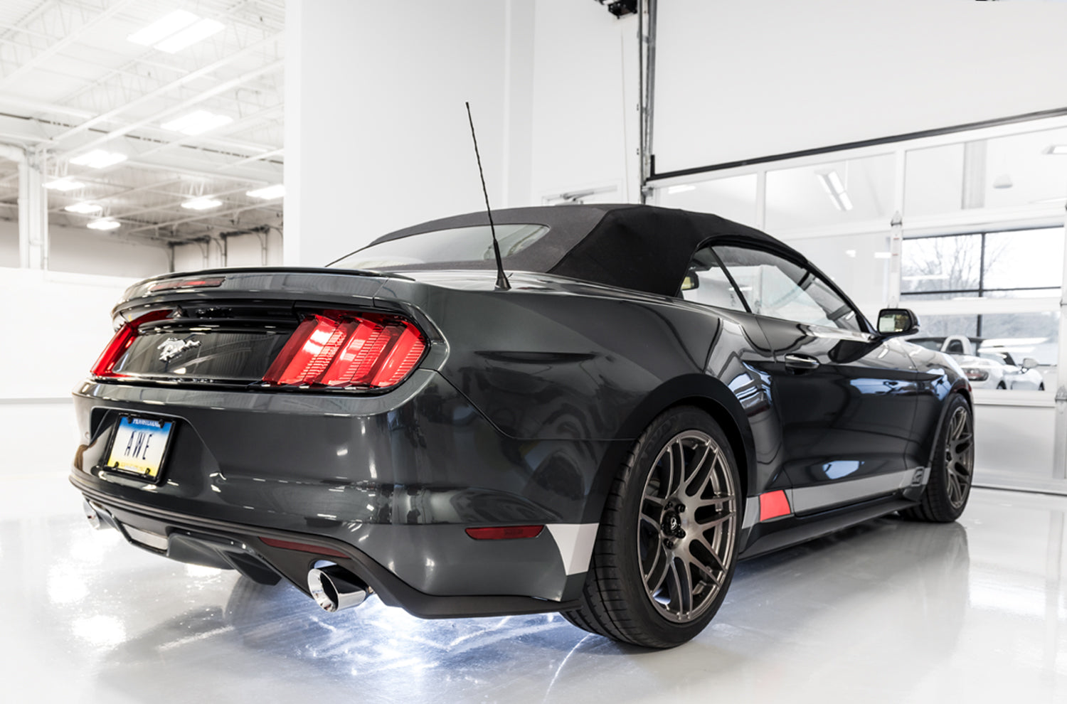AWE Touring Edition Axle-back Exhaust for S550 Mustang EcoBoost - Chrome Silver Tips
