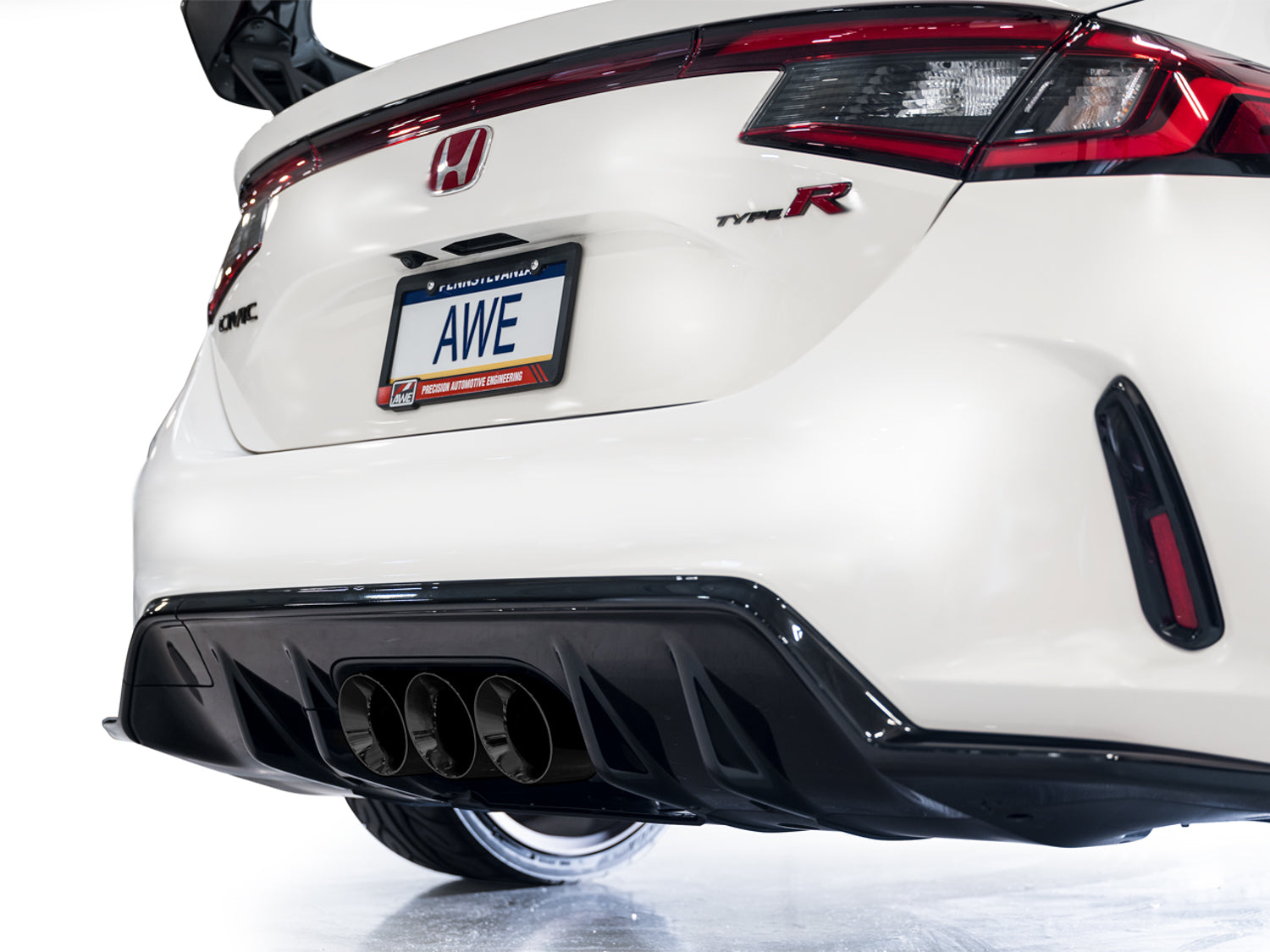 AWE Track Edition Exhaust for FL5 Civic Type R - Triple Diamond Black Tips