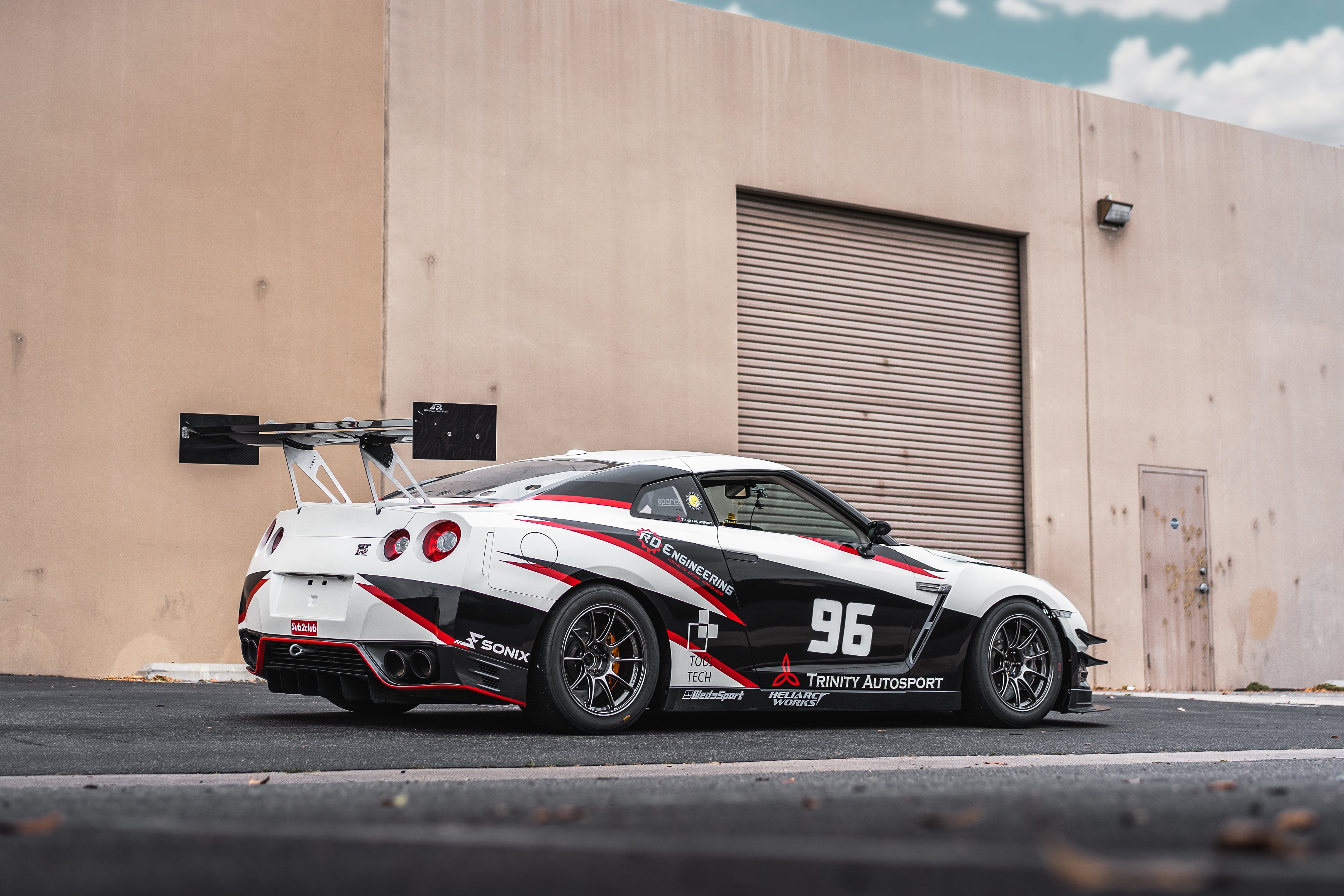 Universal Fitment GT-1000 Carbon Fiber Wing (No Pedestals)