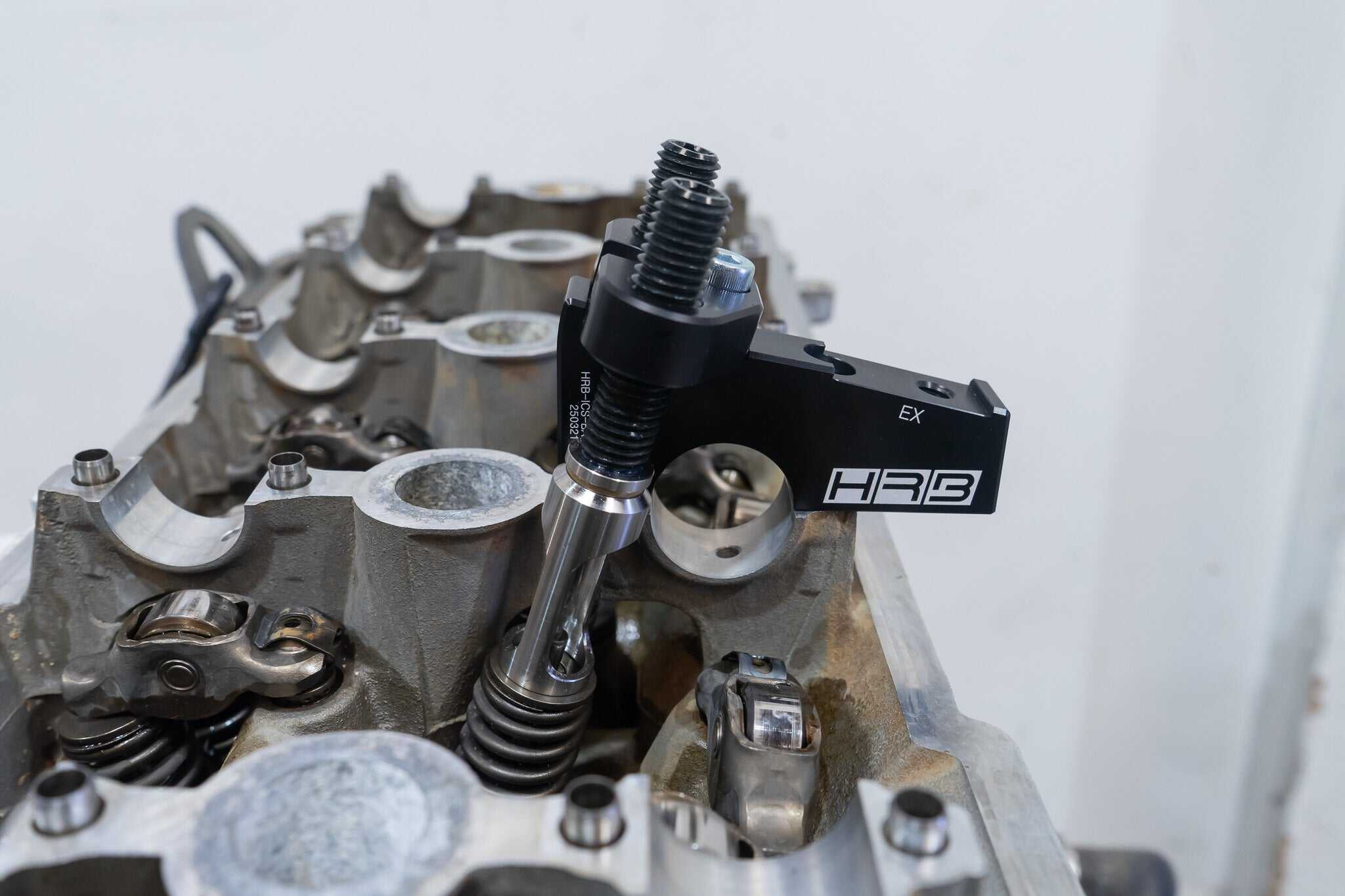BARRA In car Valve Spring Tool