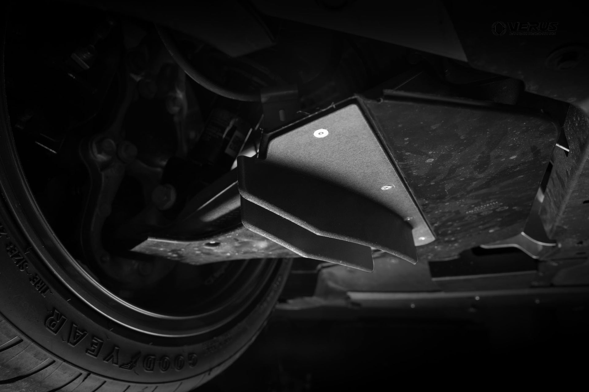 Control Arm Guide Strake Kit - Corvette Stingray and Z06 (C8)