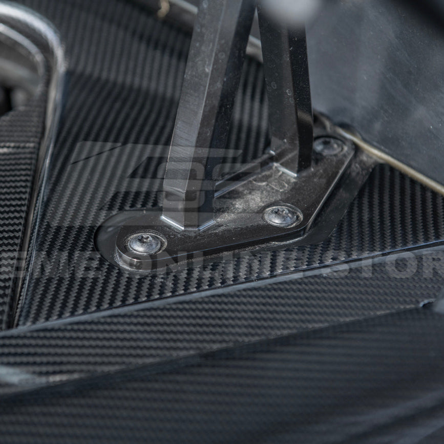 Chevrolet Corvette C8 DRY CARBON FIBER Engine Bay Corner Vent Cover