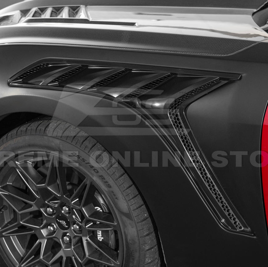 2024-Up Ford Mustang S650 GTD Style Carbon Fiber Front Side Vented Fenders