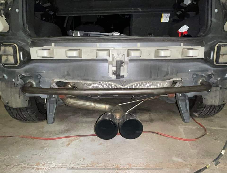 Ford Focus RS (2016-2018) Rear Crash Bar
