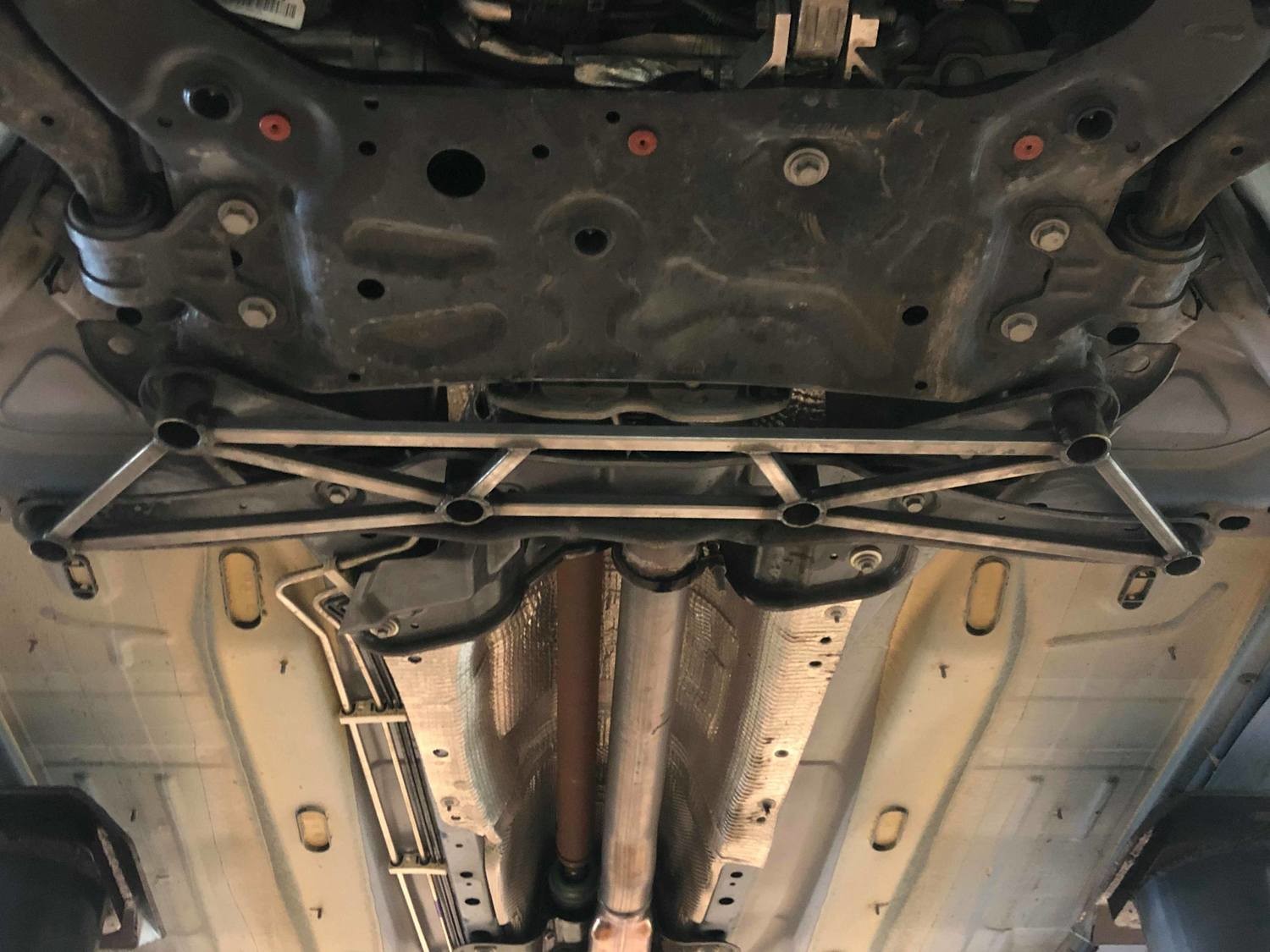 Ford Focus RS (2016-2018) 6 Point Crossmember Brace