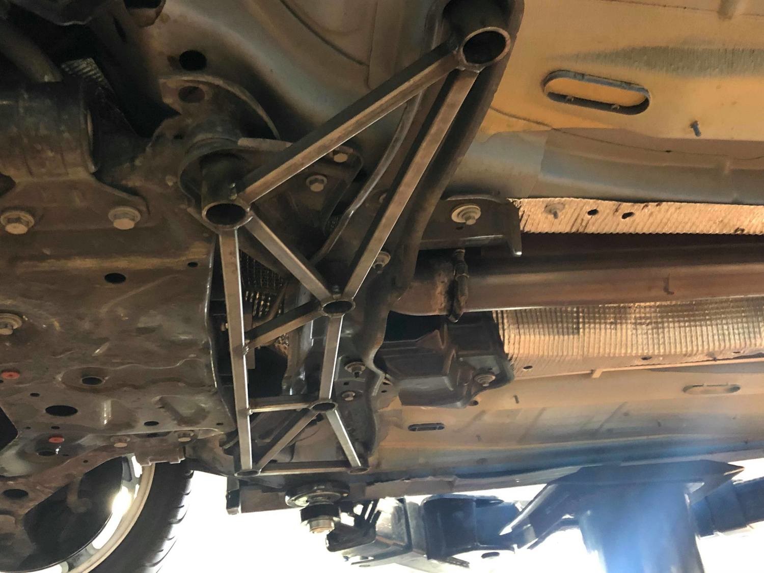 Ford Focus RS (2016-2018) 6 Point Crossmember Brace