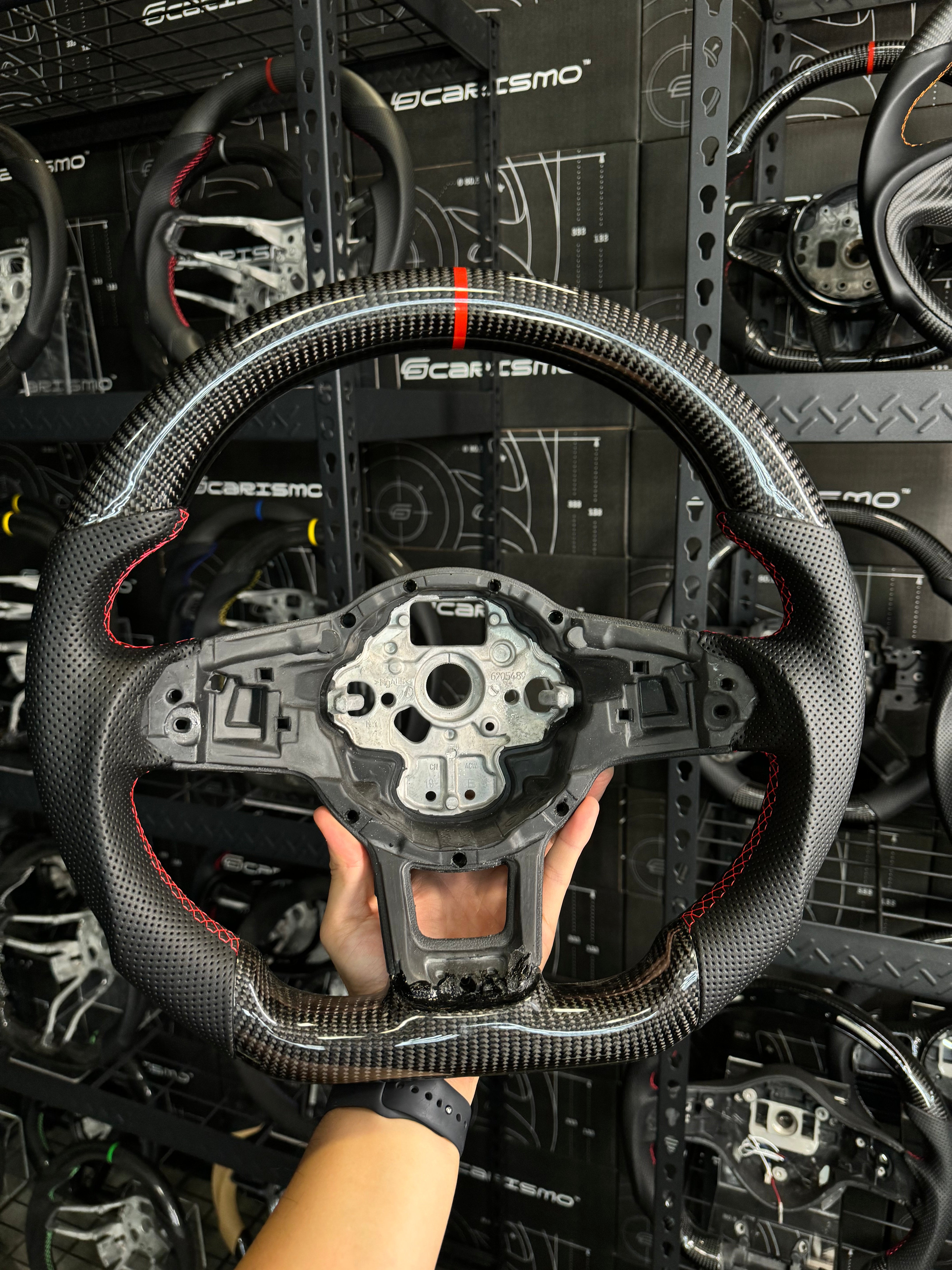 Carismo Steering Wheel For Volkswagen Golf (MK7) - Sport - Gloss Carbon - Perforated Leather