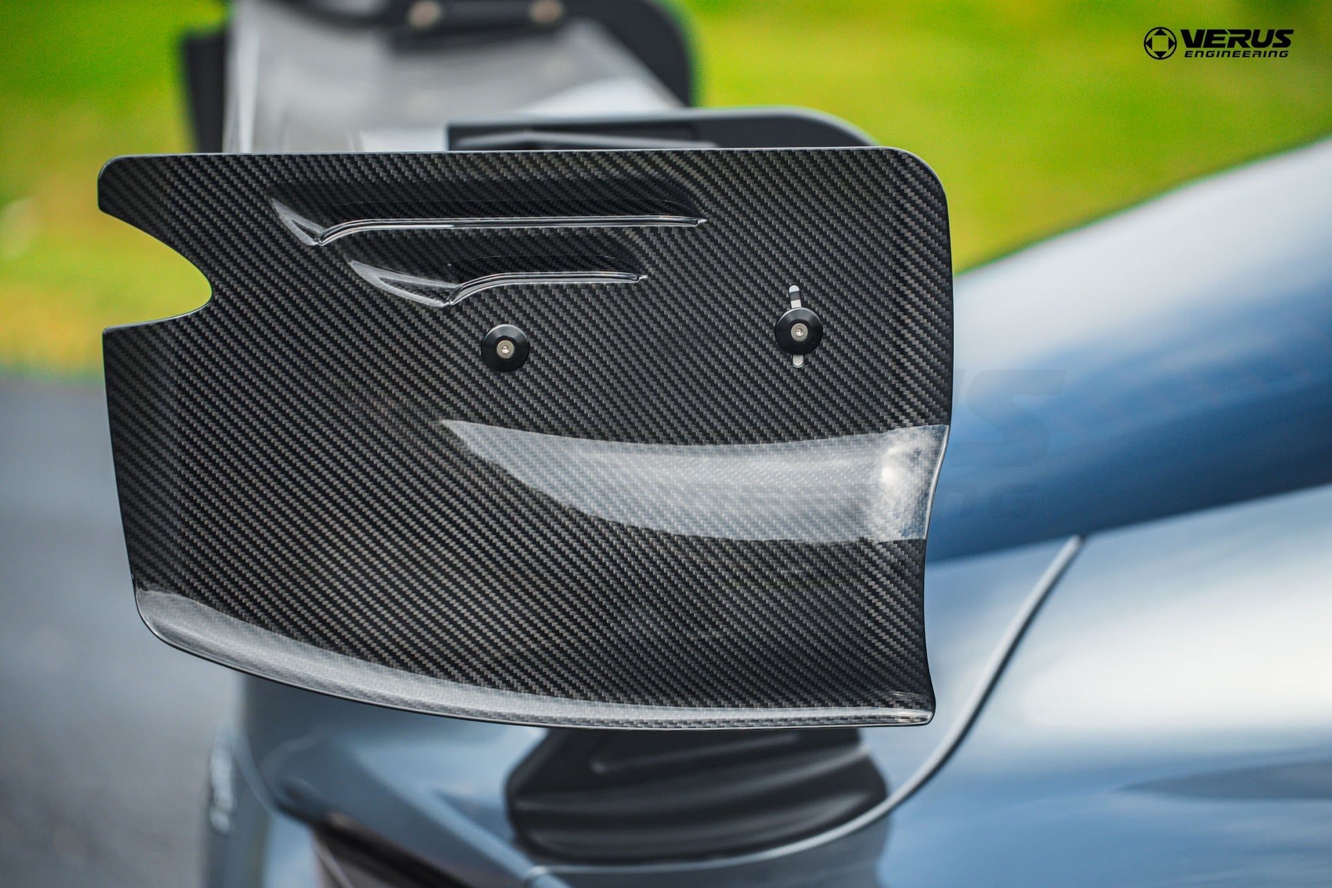 KMX V1X Carbon Fiber Endplate Kit
