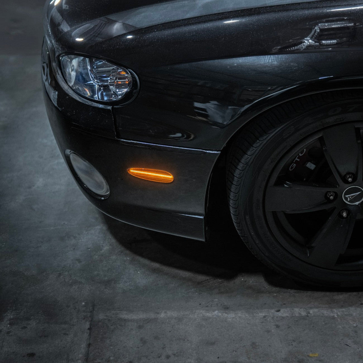 2004-2006 Pontiac GTO Factory Style Front LED Smoke Tinted Amber Side Marker Lights