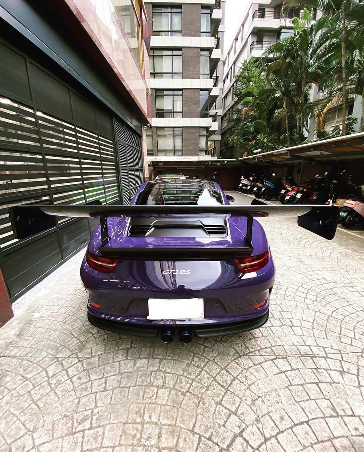 V1X Rear Wing Kit - Porsche 991.1/991.2 GT3RS and GT2RS (BLEMISH)