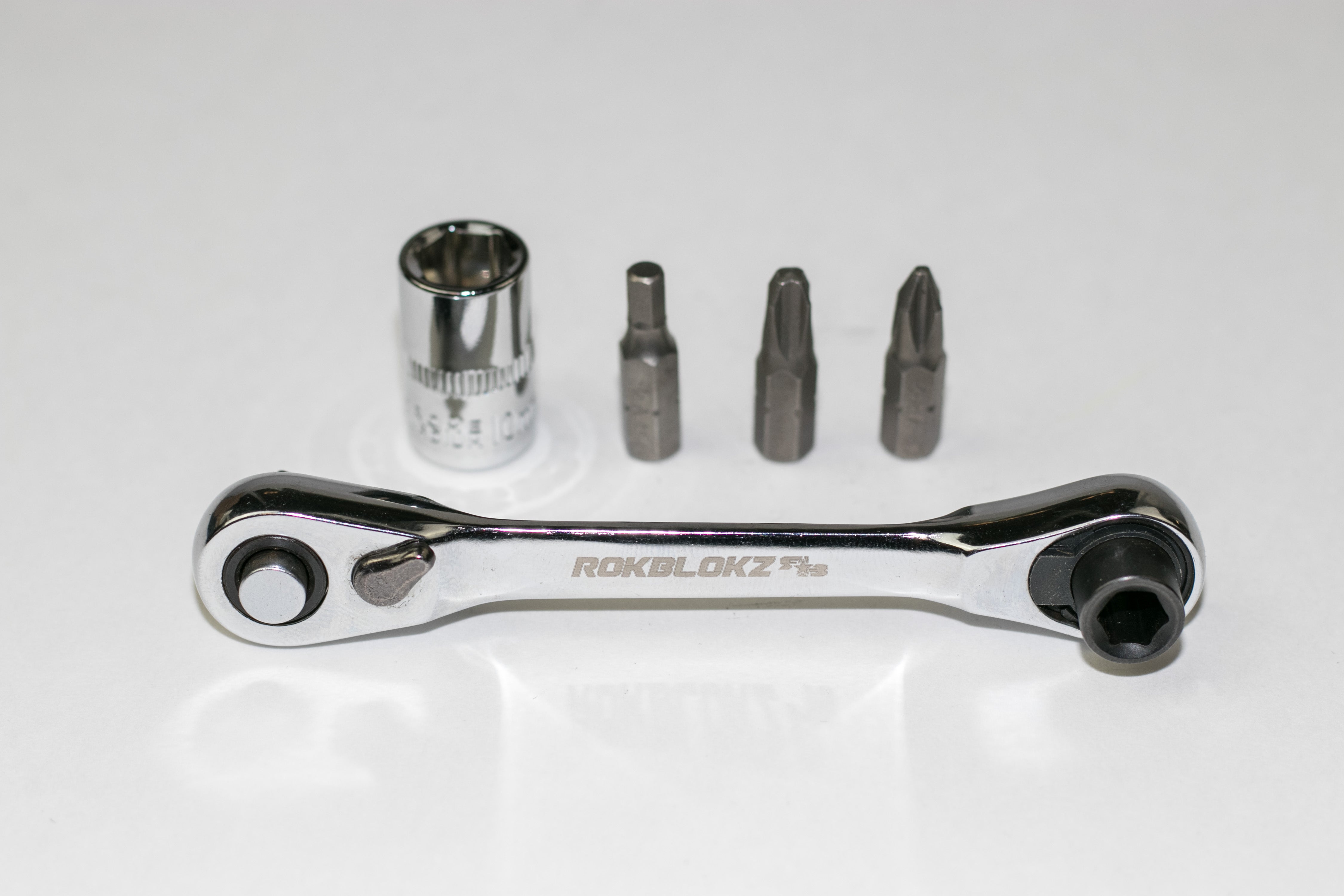 Short Ratcheting Screwdriver