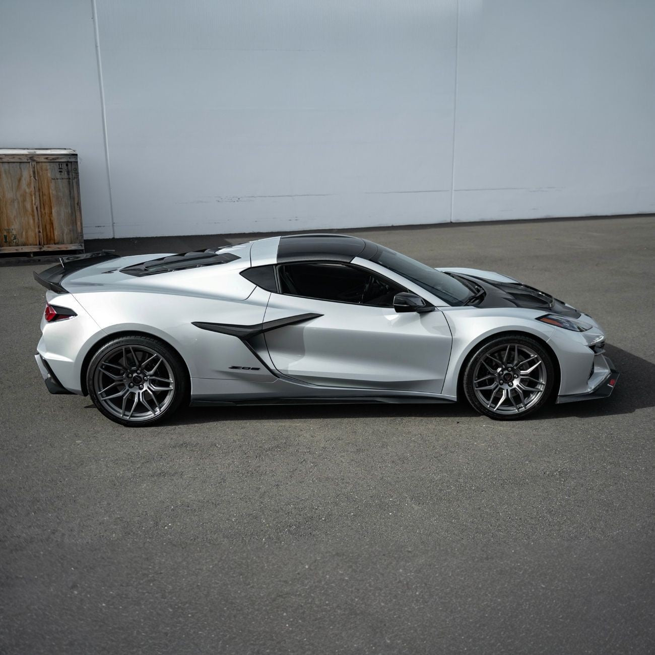 Corvette C8 EOS Performance Package Side Skirts