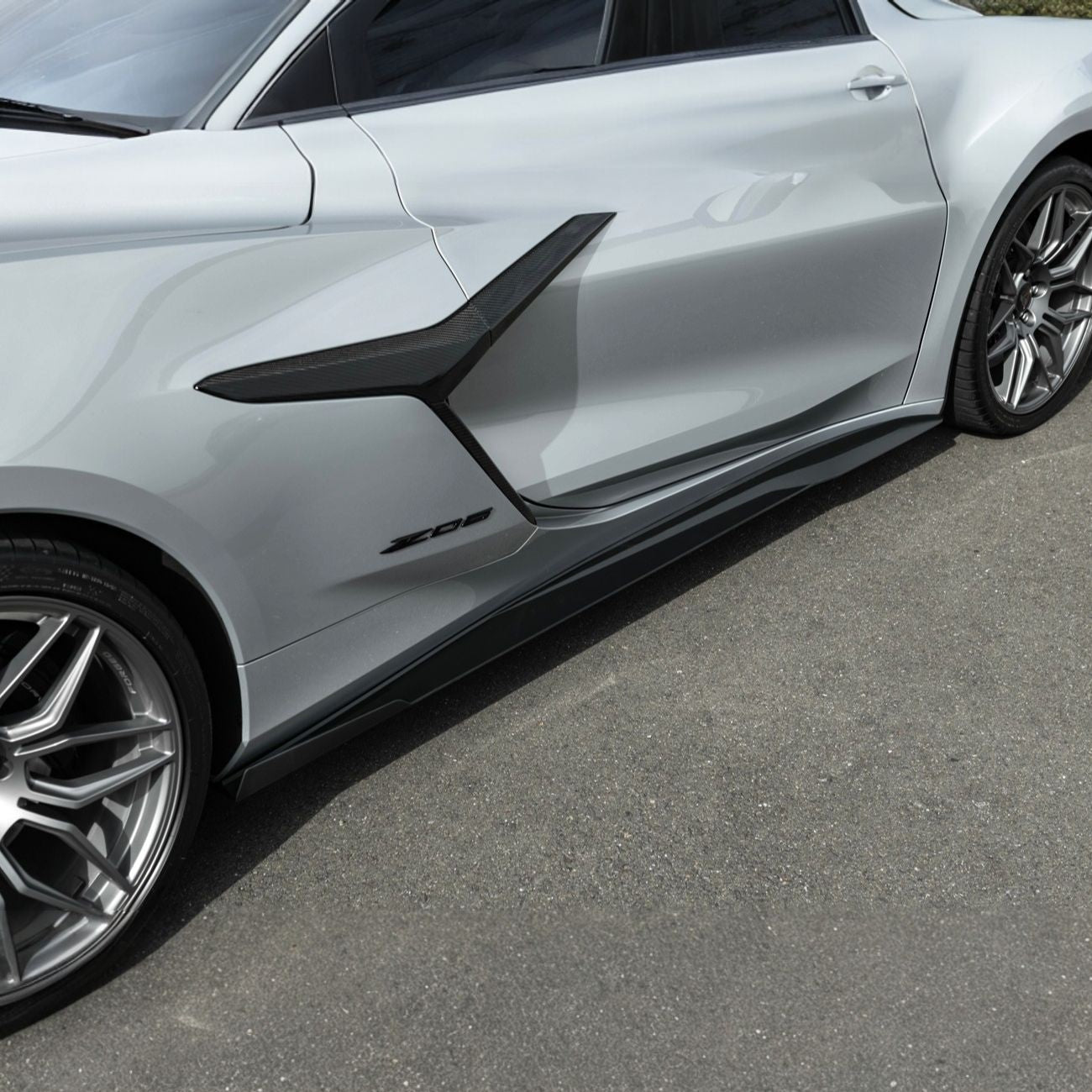 Corvette C8 EOS Performance Package Side Skirts