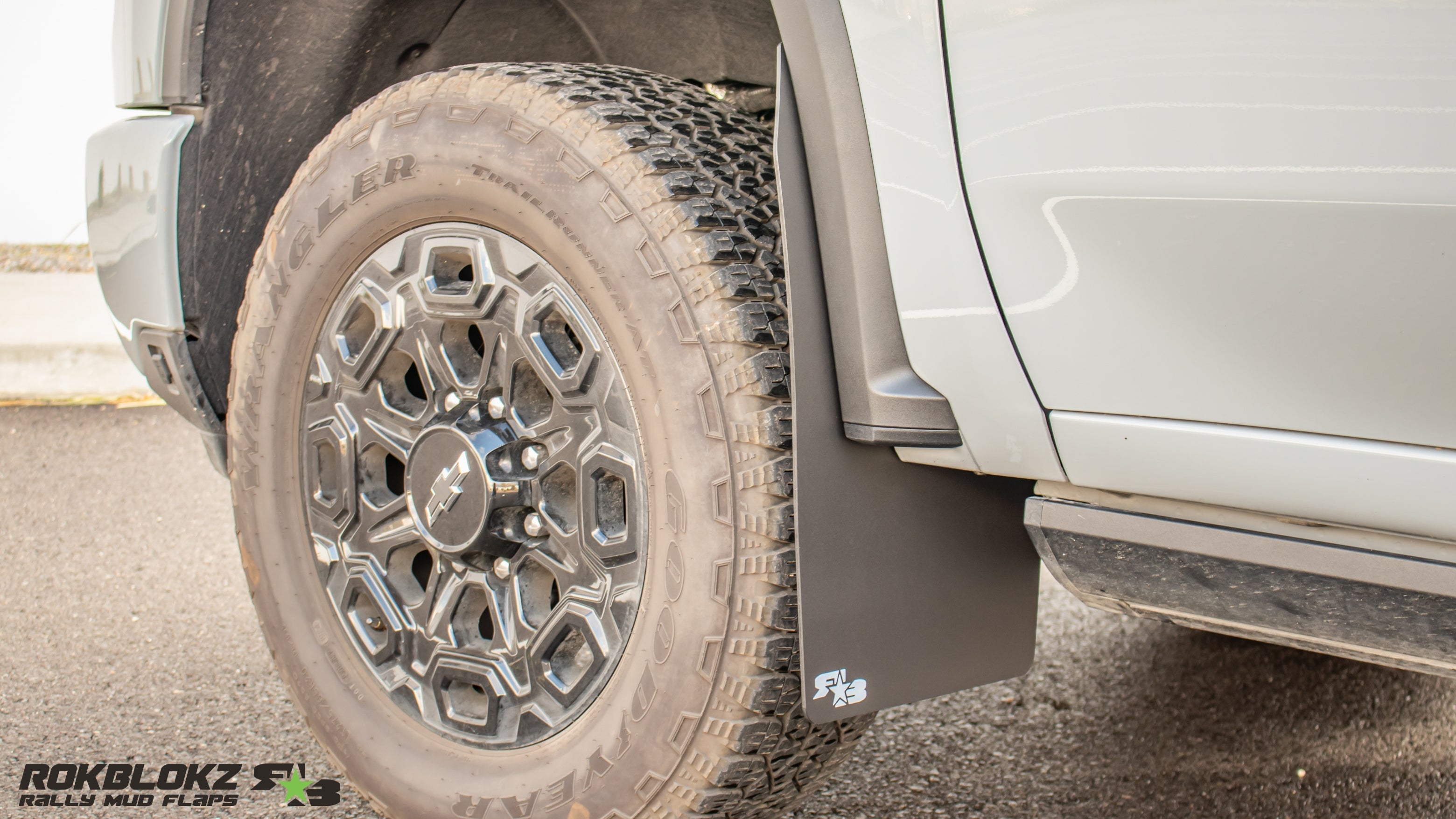 2020-2025 Chevrolet Silverado 2500/3500 HD Fender Trim Caps