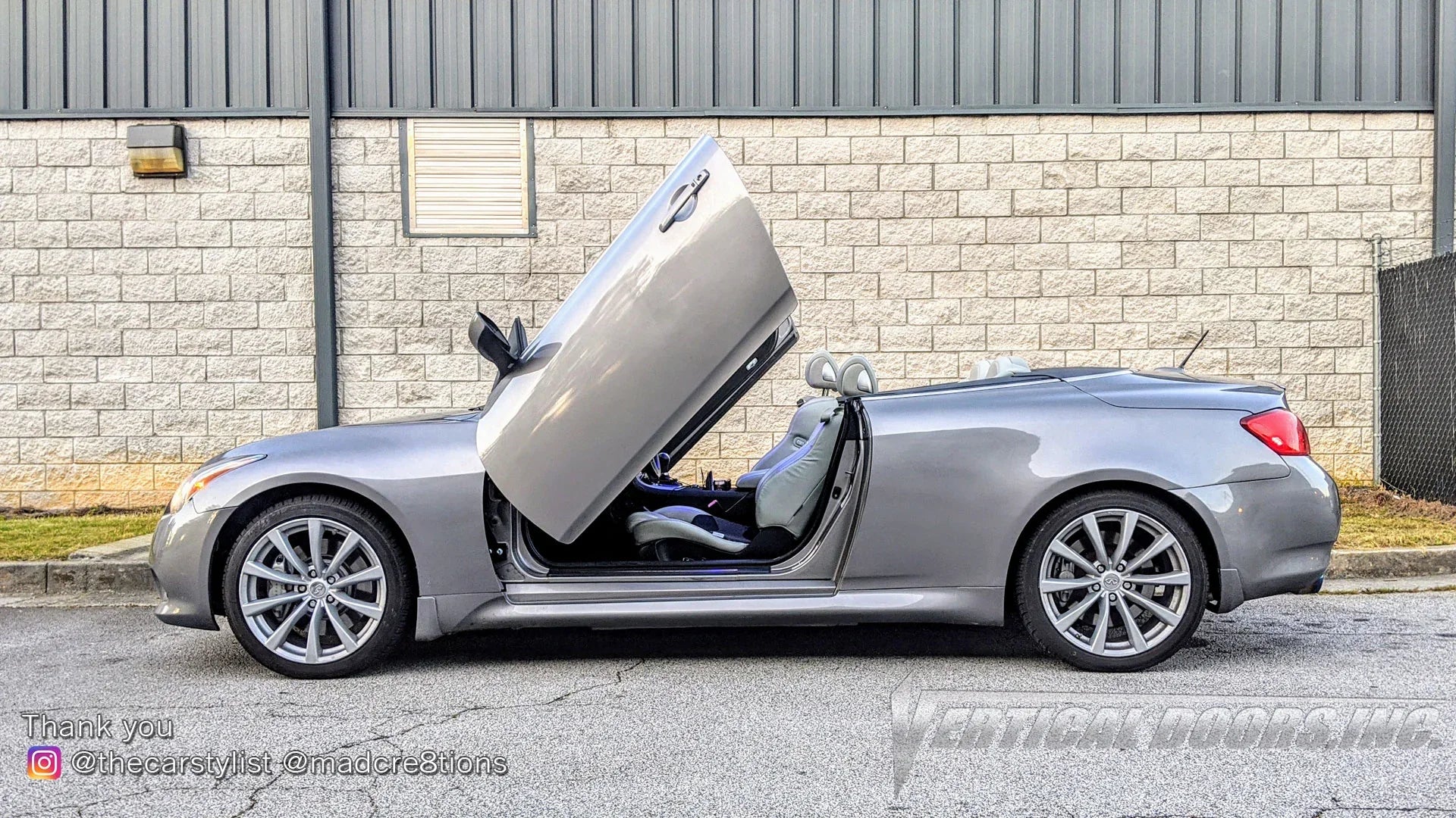 Infiniti G37 Coupe 2008-2014 Vertical Doors Kit