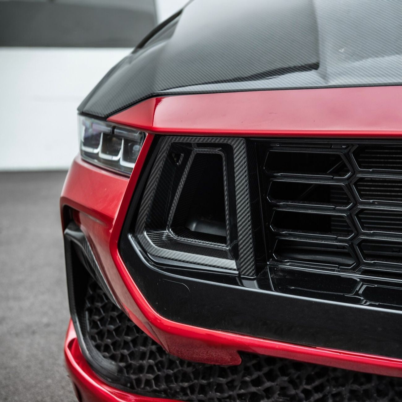 2024-Up Ford Mustang Carbon Fiber DarkHorse Style Front Grille Side Nostril Air Intake Trim Covers