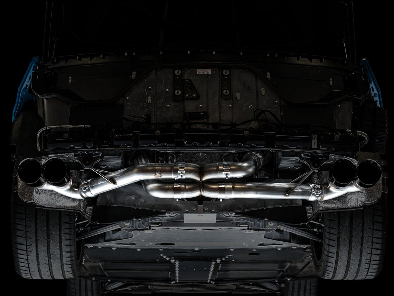 AWE Track Edition Exhaust for C8 Corvette -- Diamond Black Tips