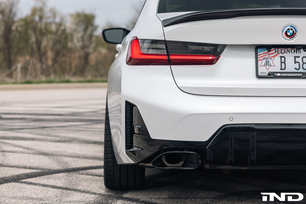 Acexxon G20 3-Series LCI M-Sport Rear Reflector Insert Set - Honeycomb-Exterior-Grocery Getter Performance