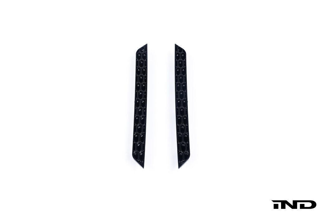 Acexxon G20 3-Series LCI M-Sport Rear Reflector Insert Set - Honeycomb-Exterior-Grocery Getter Performance