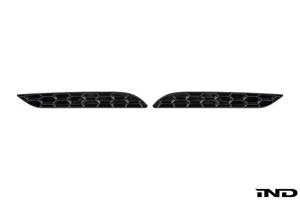 Acexxon G42 2-Series M-Sport Rear Reflector Insert Set - Honeycomb-Exterior-Grocery Getter Performance